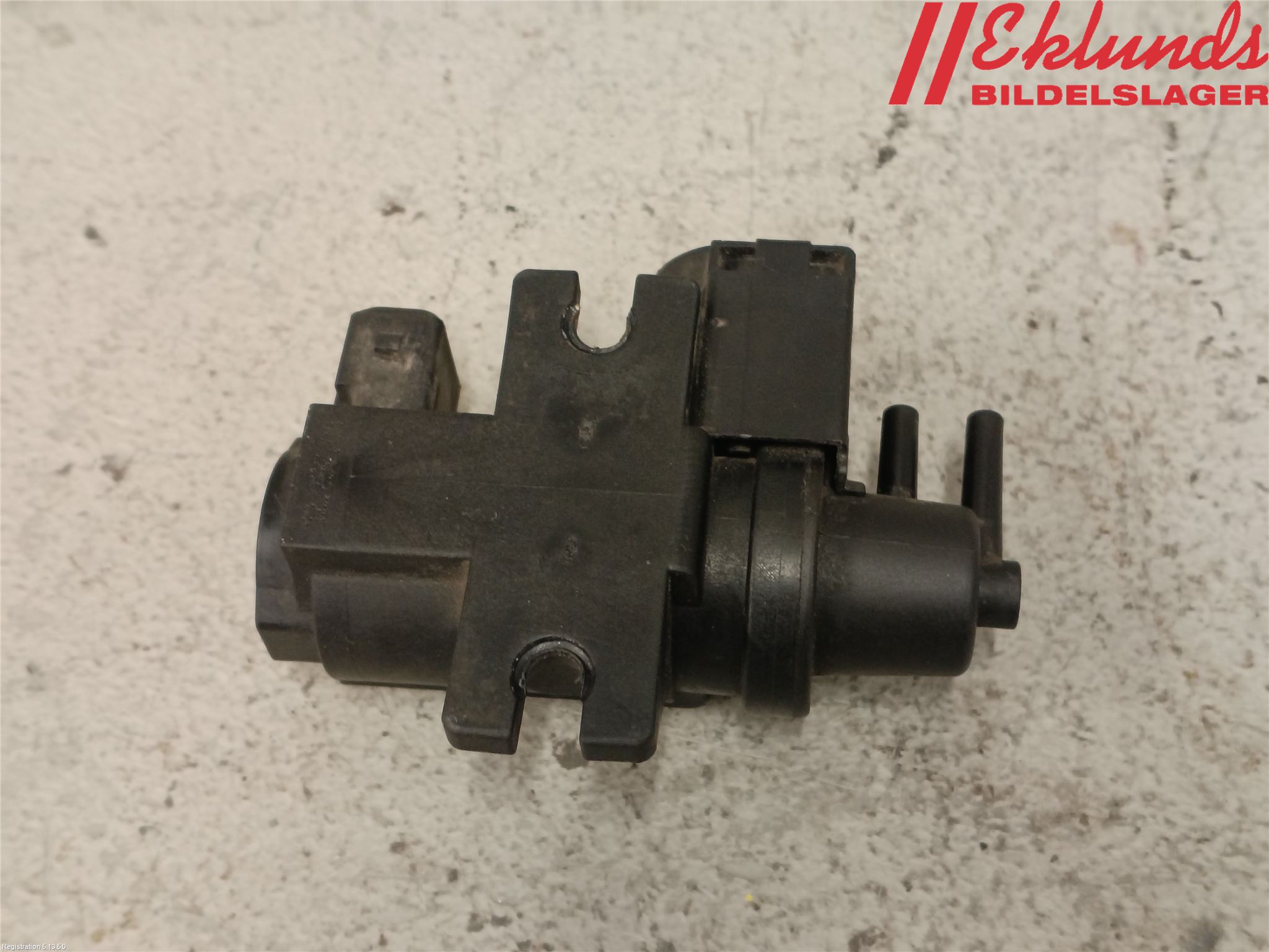 BMW 5 F10/F11/F18 09-17 Vakuumventil