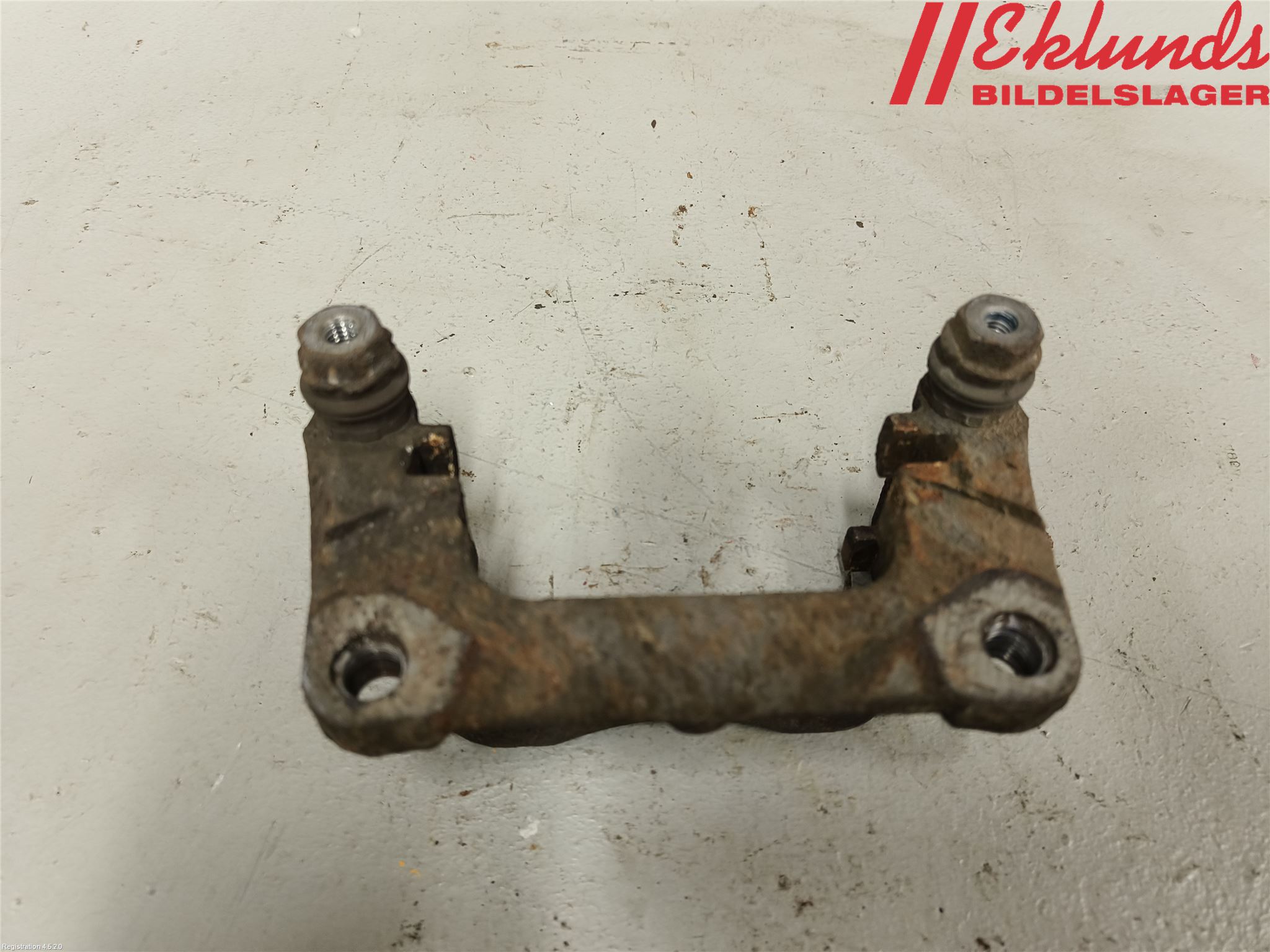 Toyota PROACE II 16- Bromsokshållare