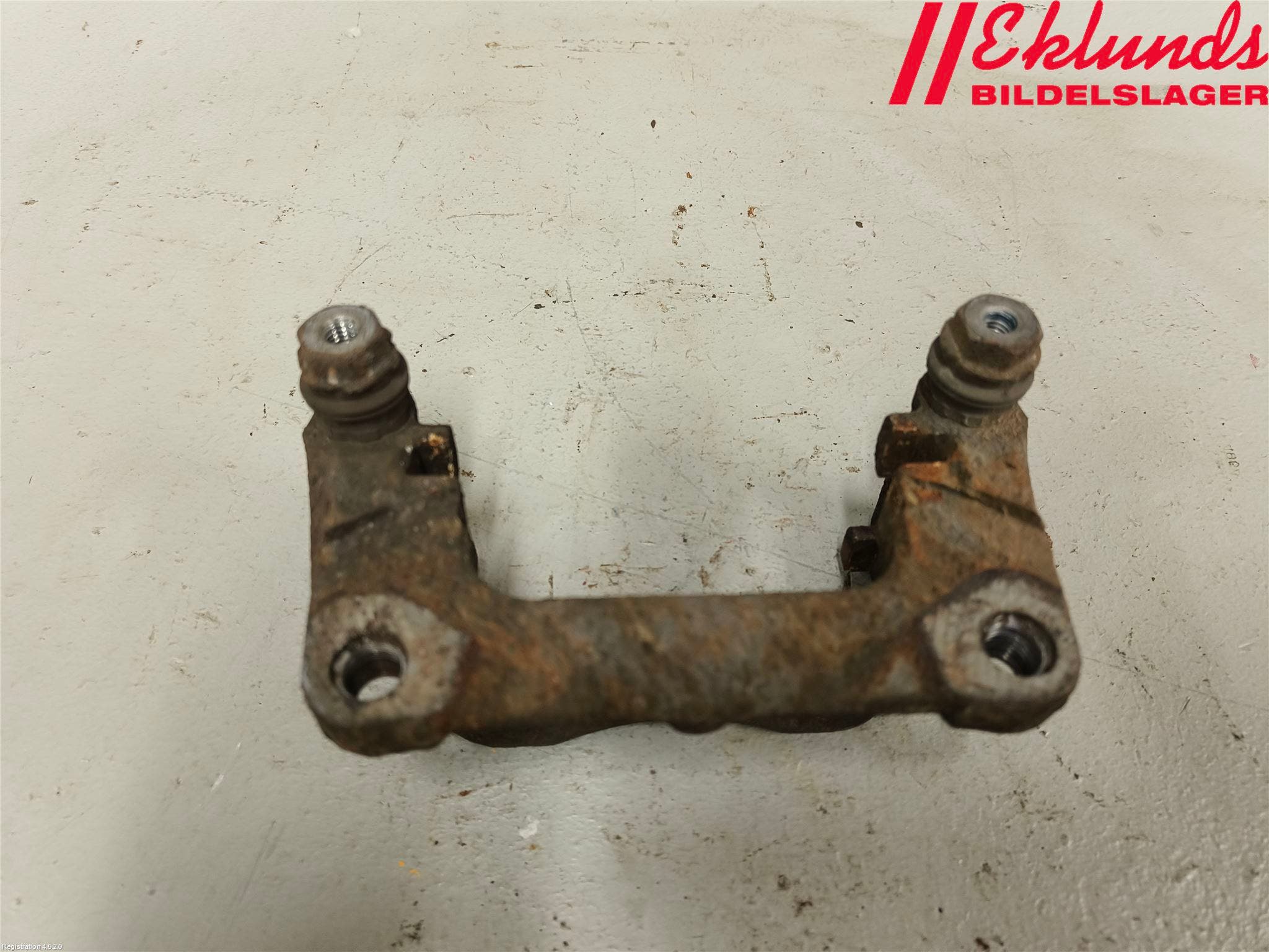 Toyota PROACE II 16- Bromsokshållare