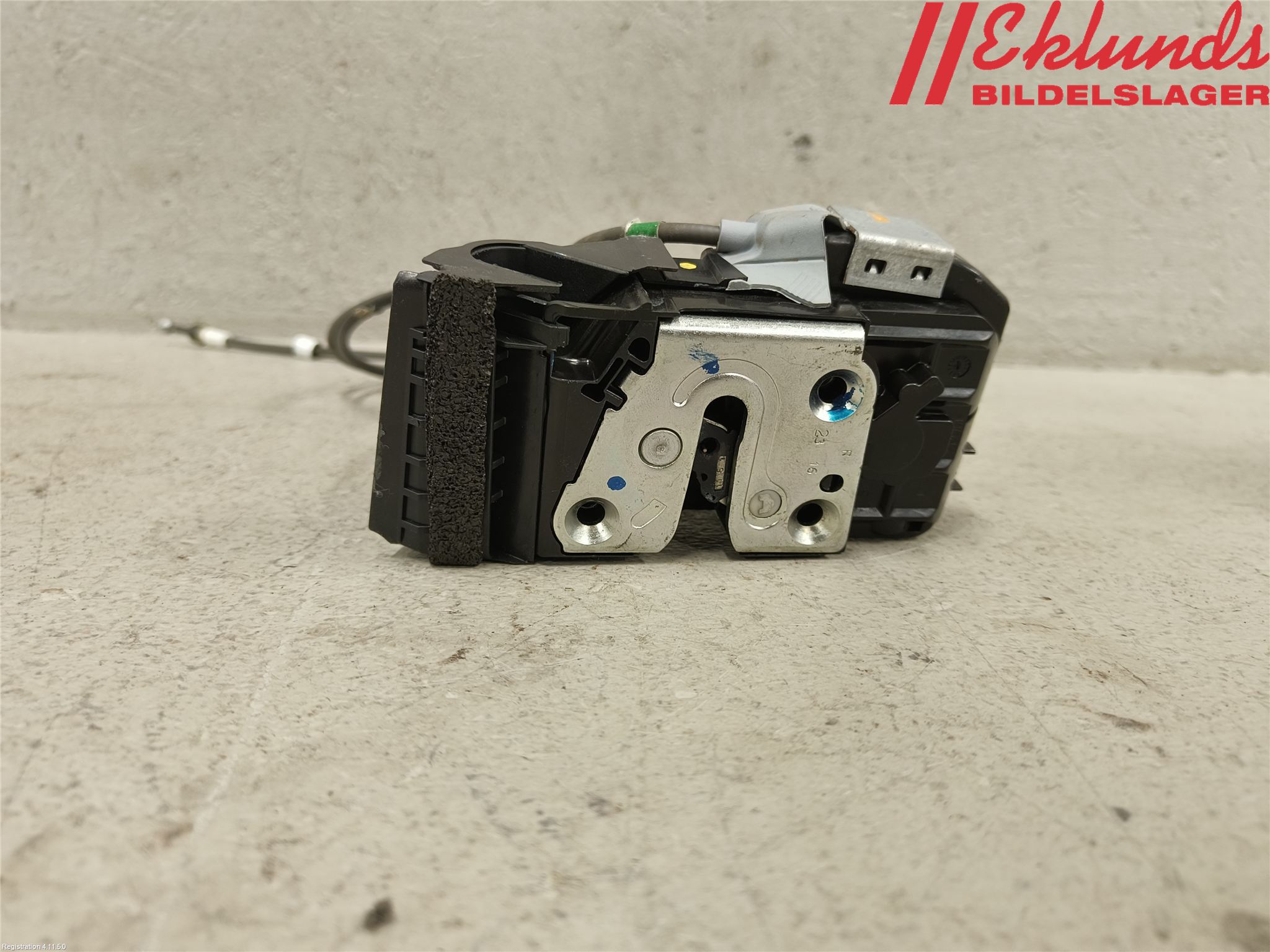 Nissan JUKE 14-19 Låskista-Dörrlås