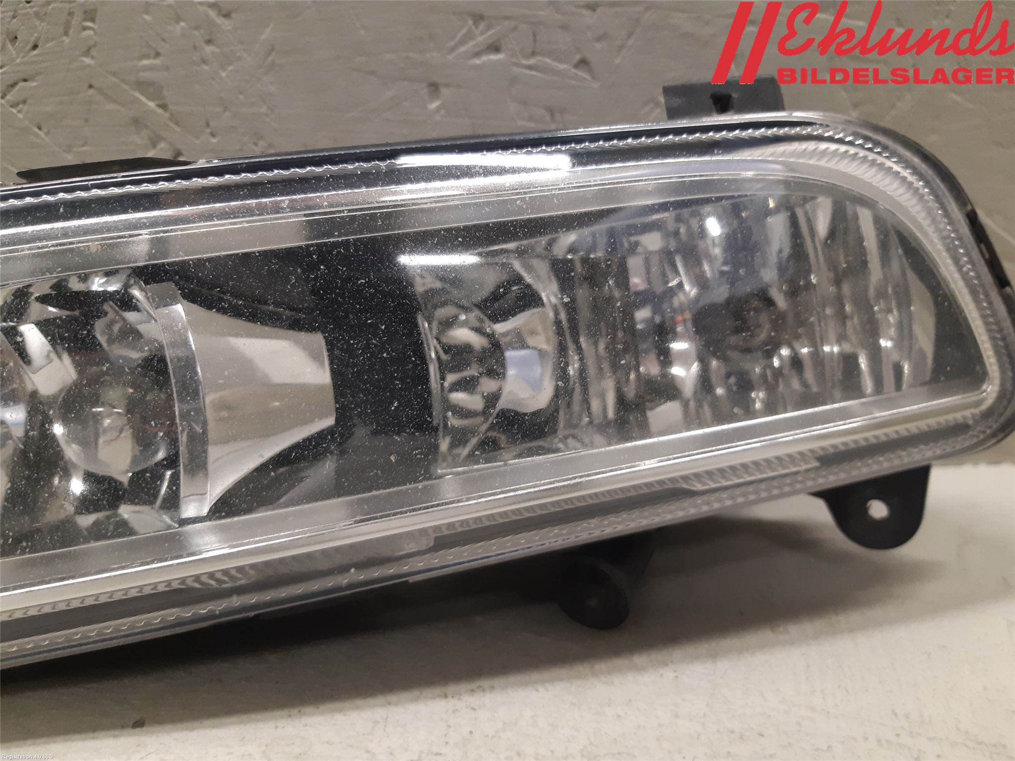 Volkswagen VW PASSAT 11-14 Dimljus-Varselljus Fram