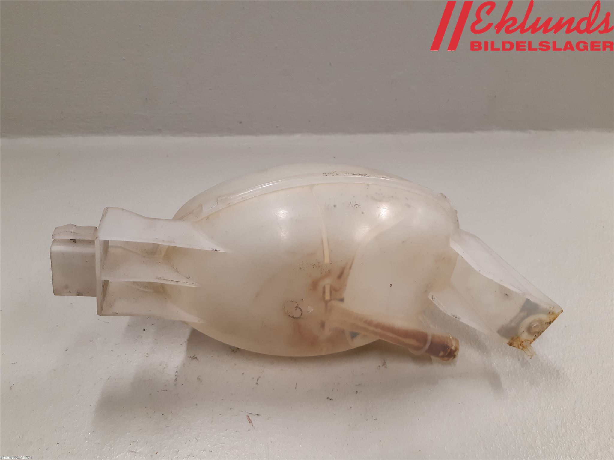 Nissan NV400 12-24 Expansionstank