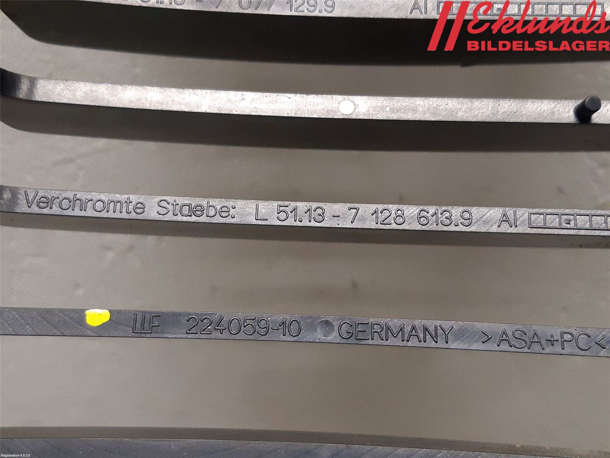 BMW 1 E87/81 5D/3D 03-11 Grilldel Vänster