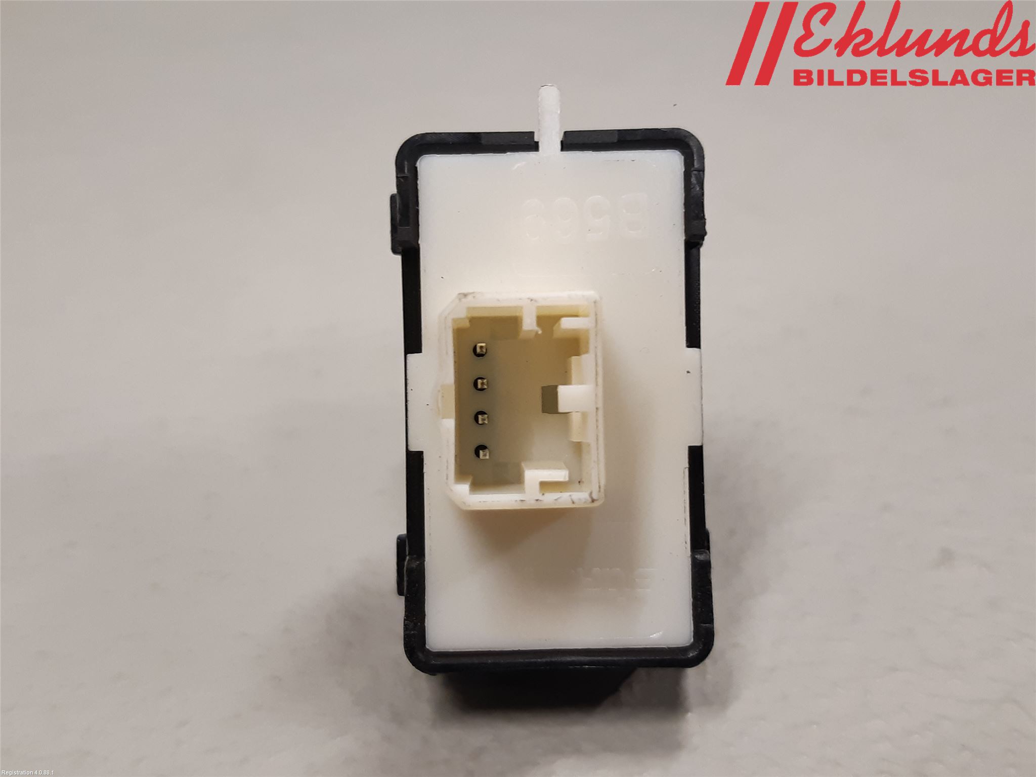 Fiat 500X 15- Strömställare Elhiss