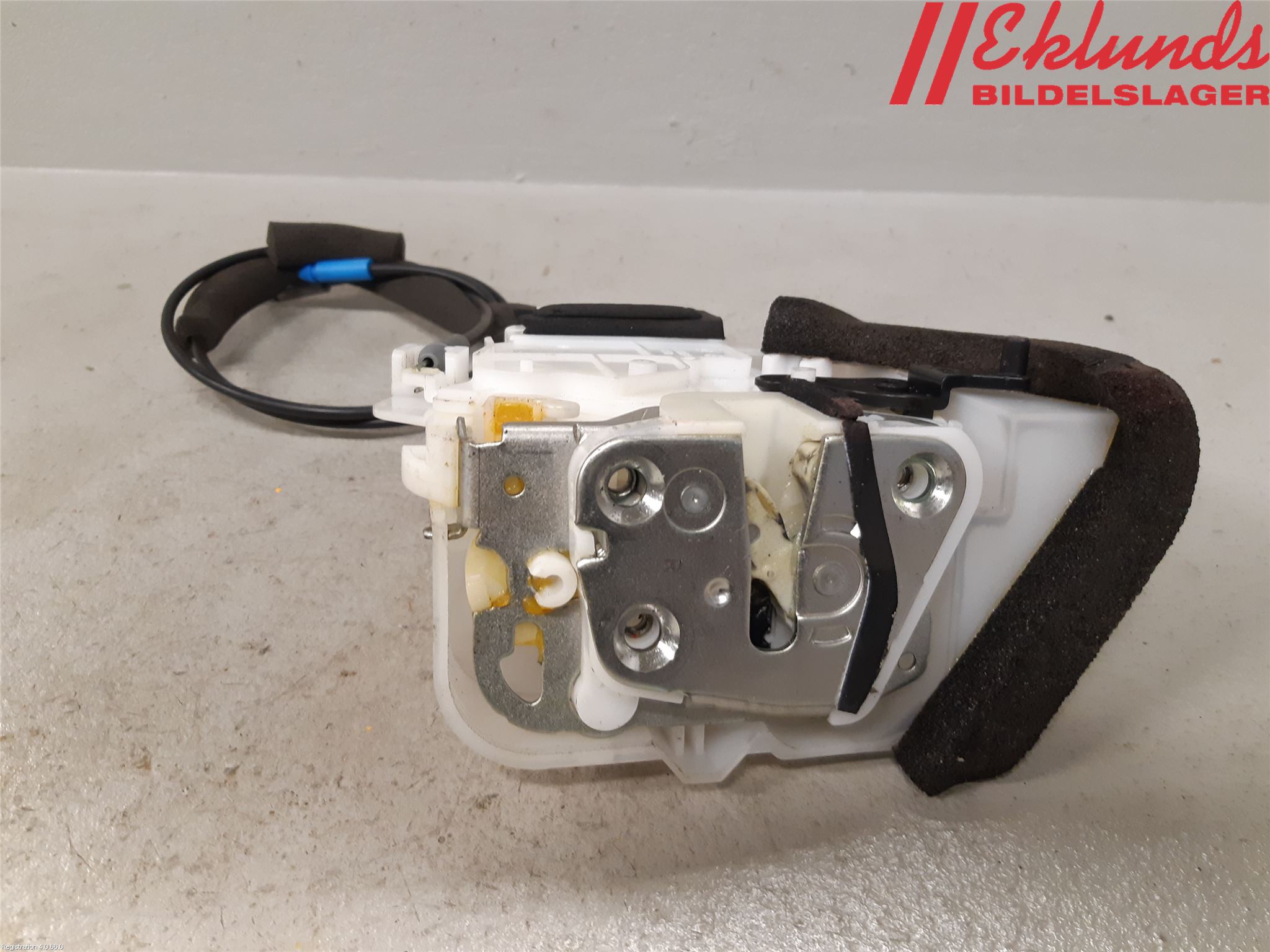 Subaru OUTBACK 10-15 Låskista-Dörrlås