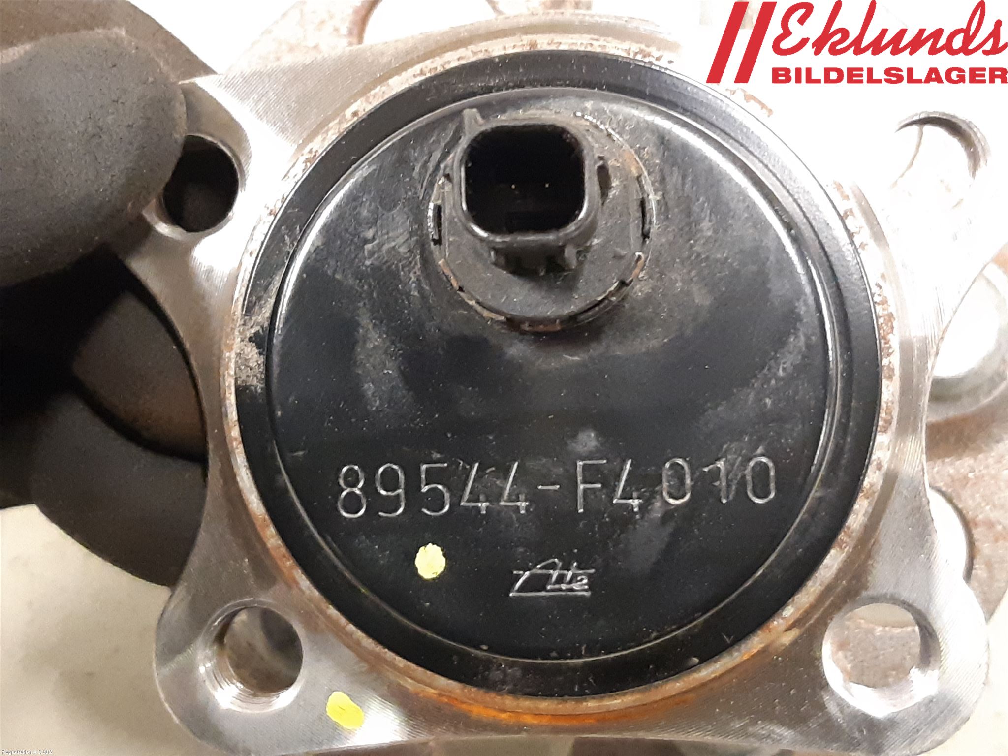 Toyota YARIS XP21 20- Nav Bak