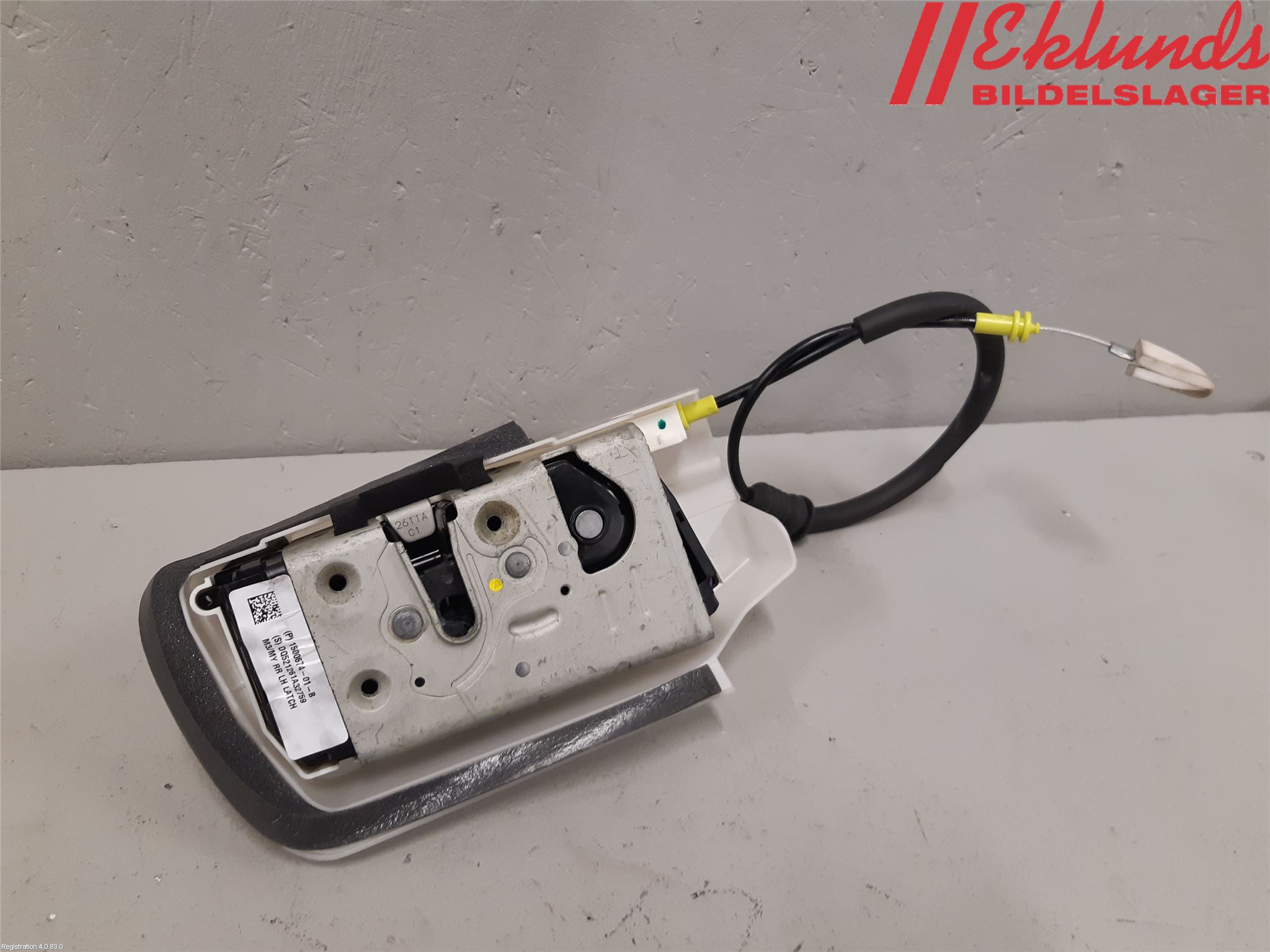 Tesla MODEL Y 21- Låskista-Dörrlås