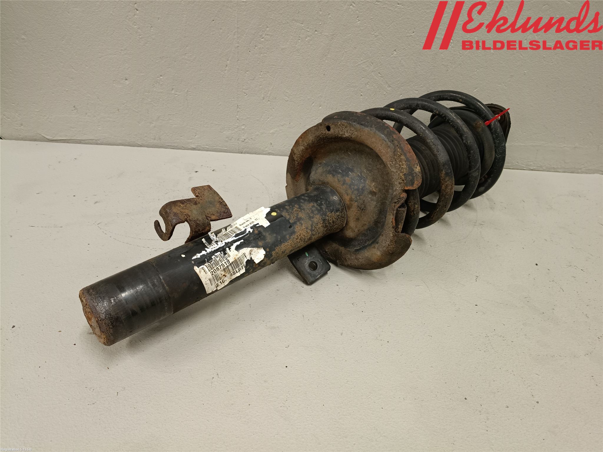 Volvo C30 10-13 Fjäderben Fram Vänster