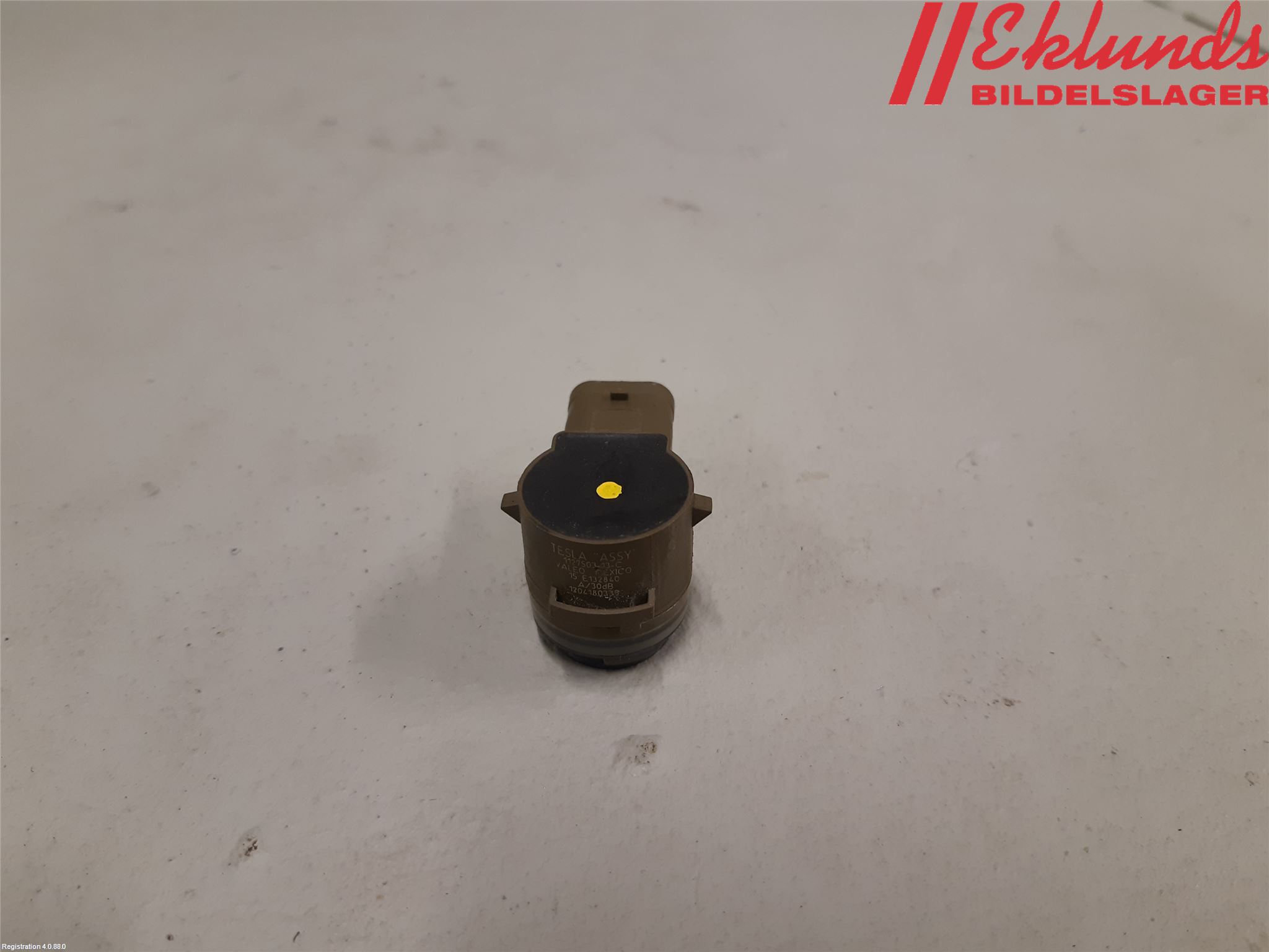 Tesla MODEL S 13- Parkeringshjälp Backsensor