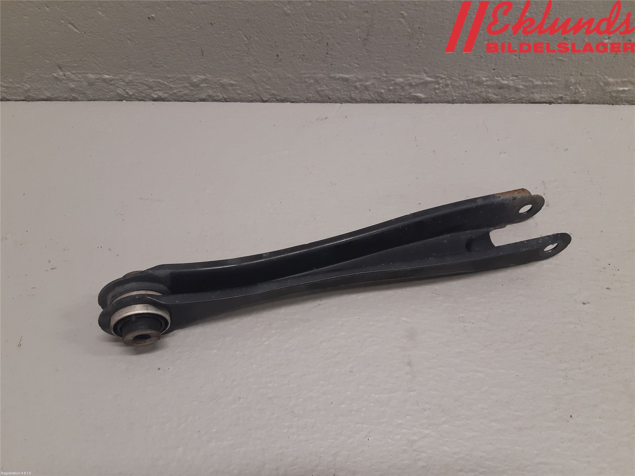 Volvo V60 19- Bärarm Bak Vänster