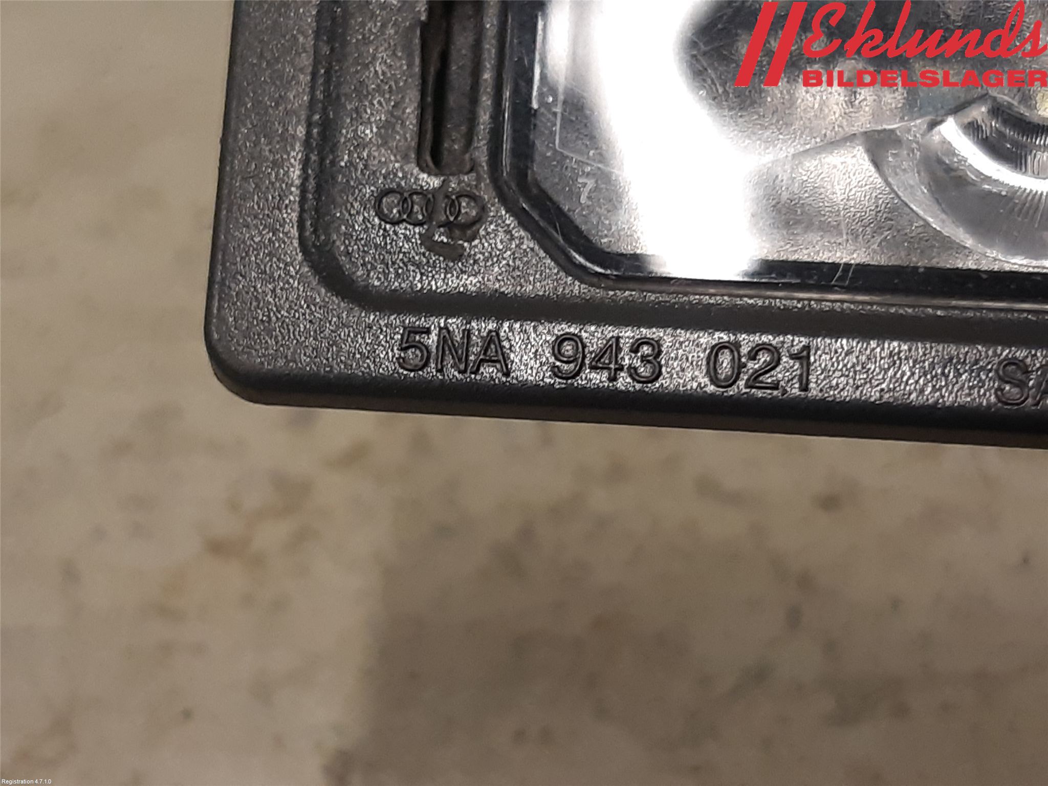 Skoda KODIAQ 17-24 Skylt Belysning