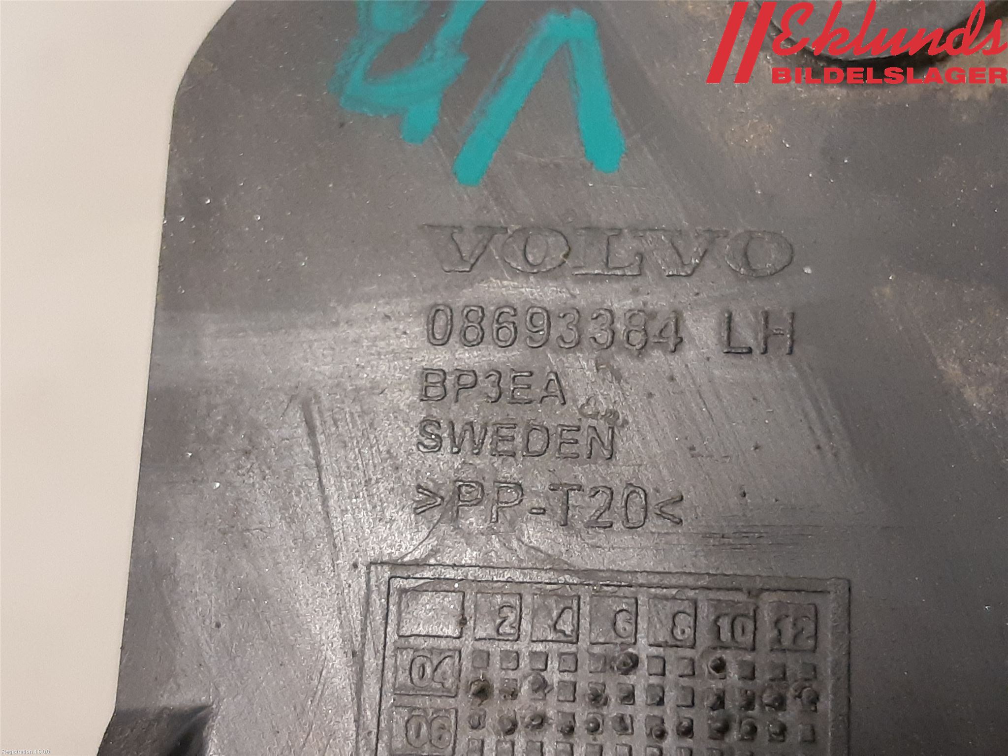 Volvo V70 05-08 Stötfångarfäste Bak Vä