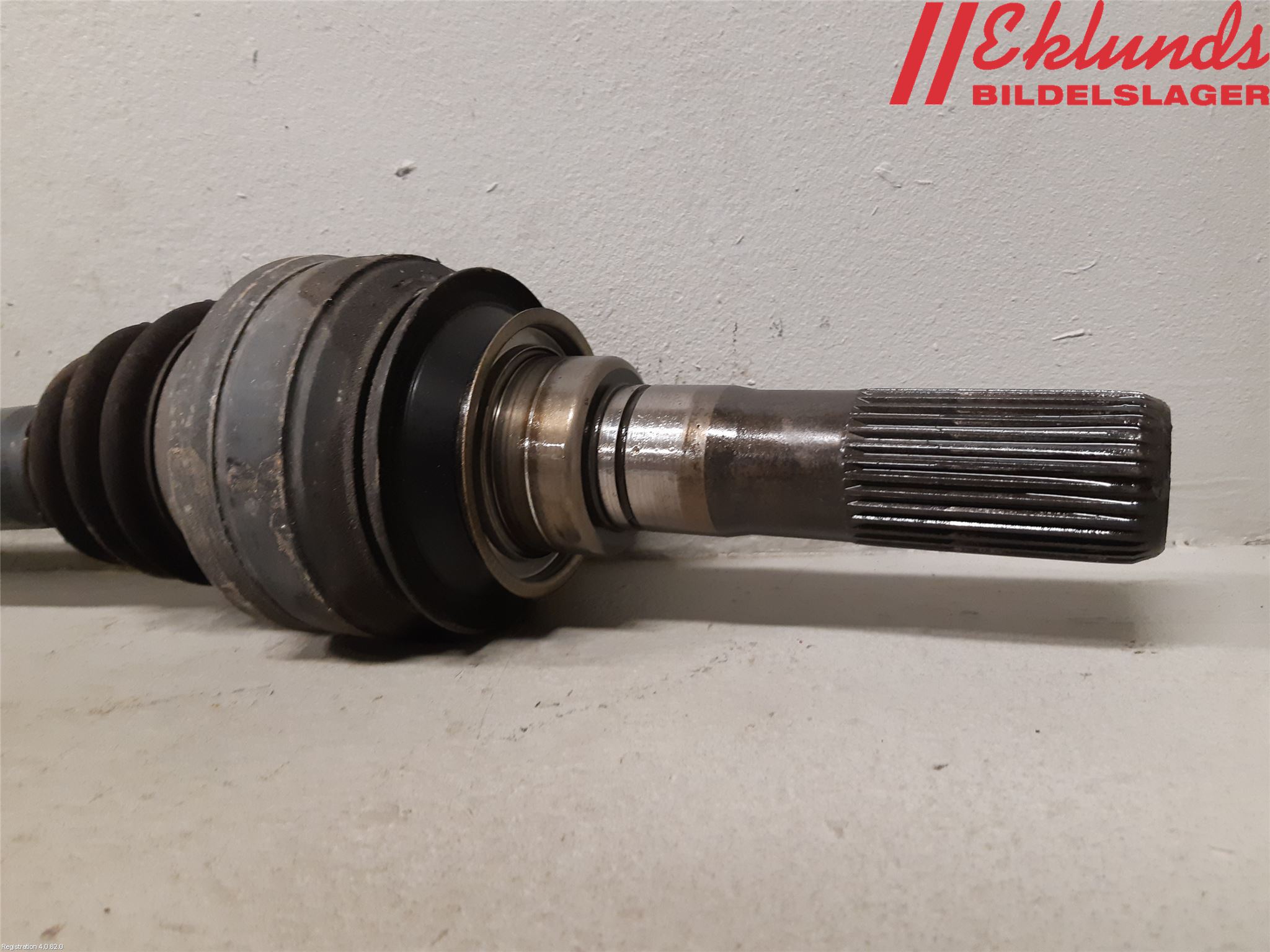 BMW 4 F32/F33/F82/F83 13-20 Drivaxel Bak Höger