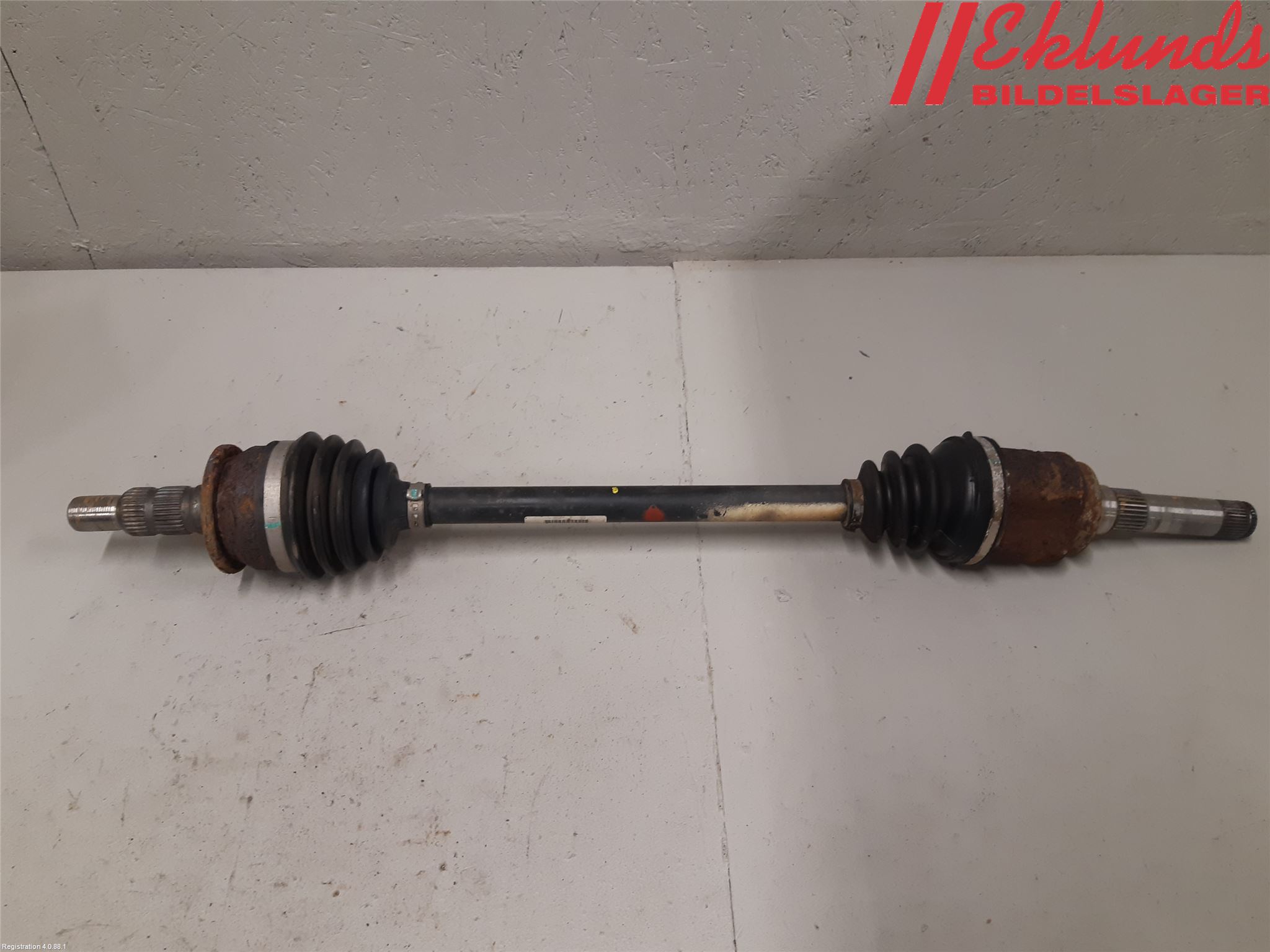 Opel INSIGNIA 09-16 Drivaxel Bak Vänster