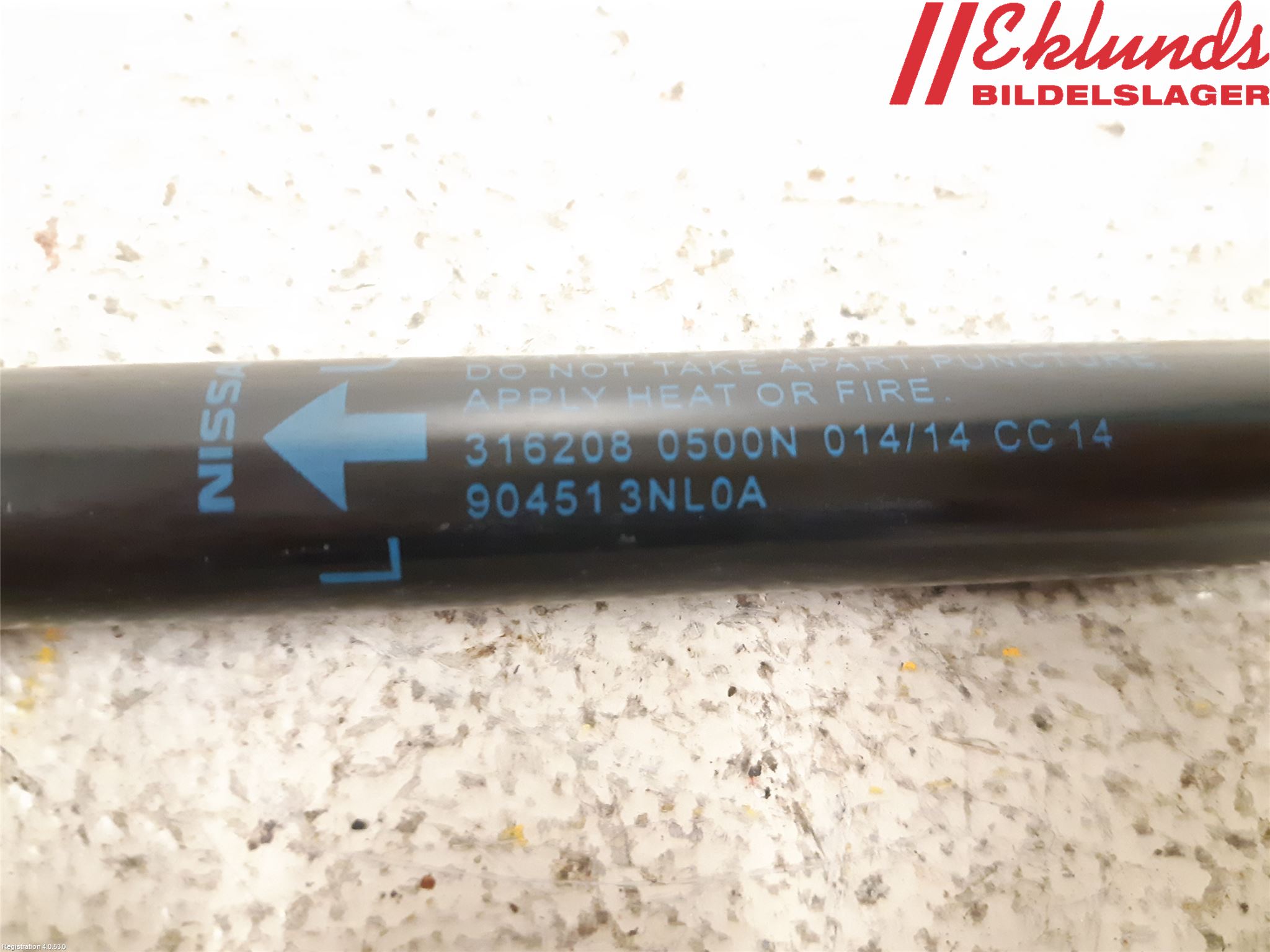 Nissan LEAF 11-17 Gasfjäder Baklucka