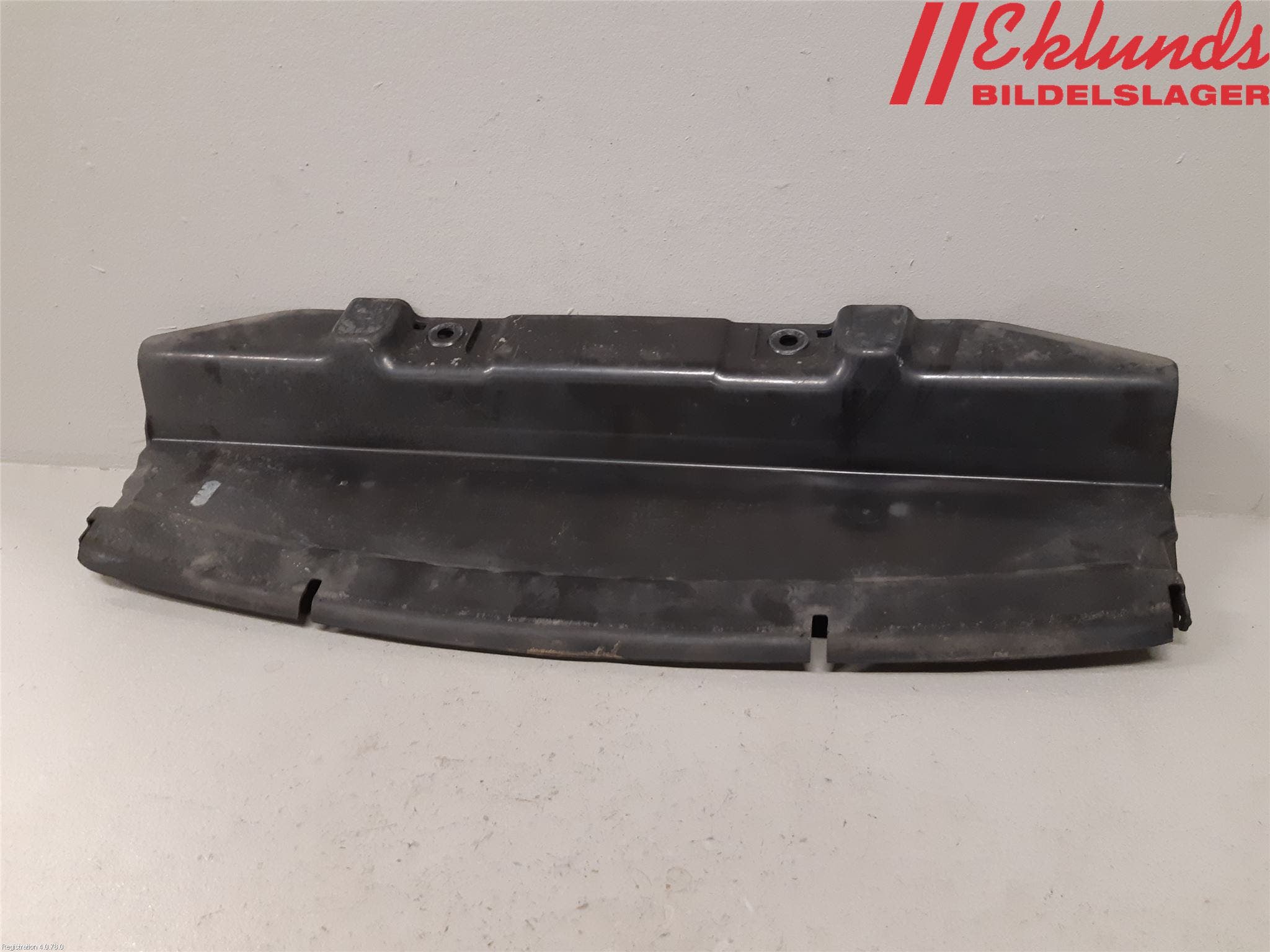 BMW 1 E87/81 5D/3D 03-11 Deflektor Plåt-Plast Kylning