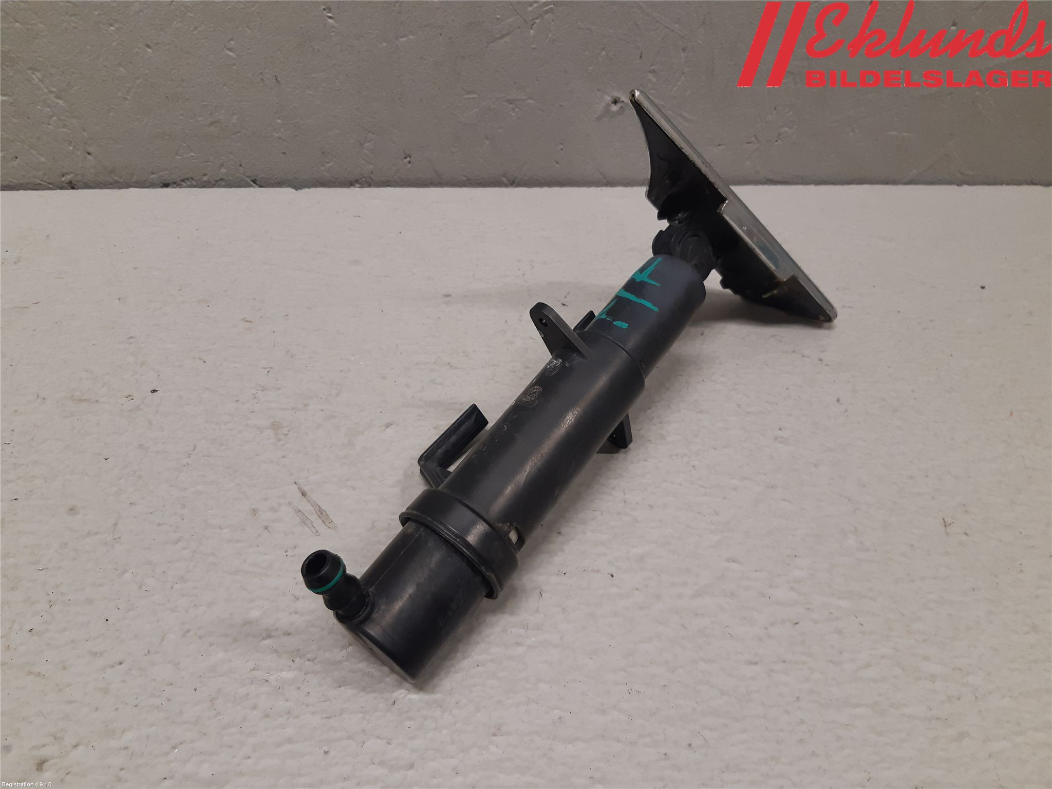 Ford KUGA 08-12 Spolarmunstycke Strålkastare