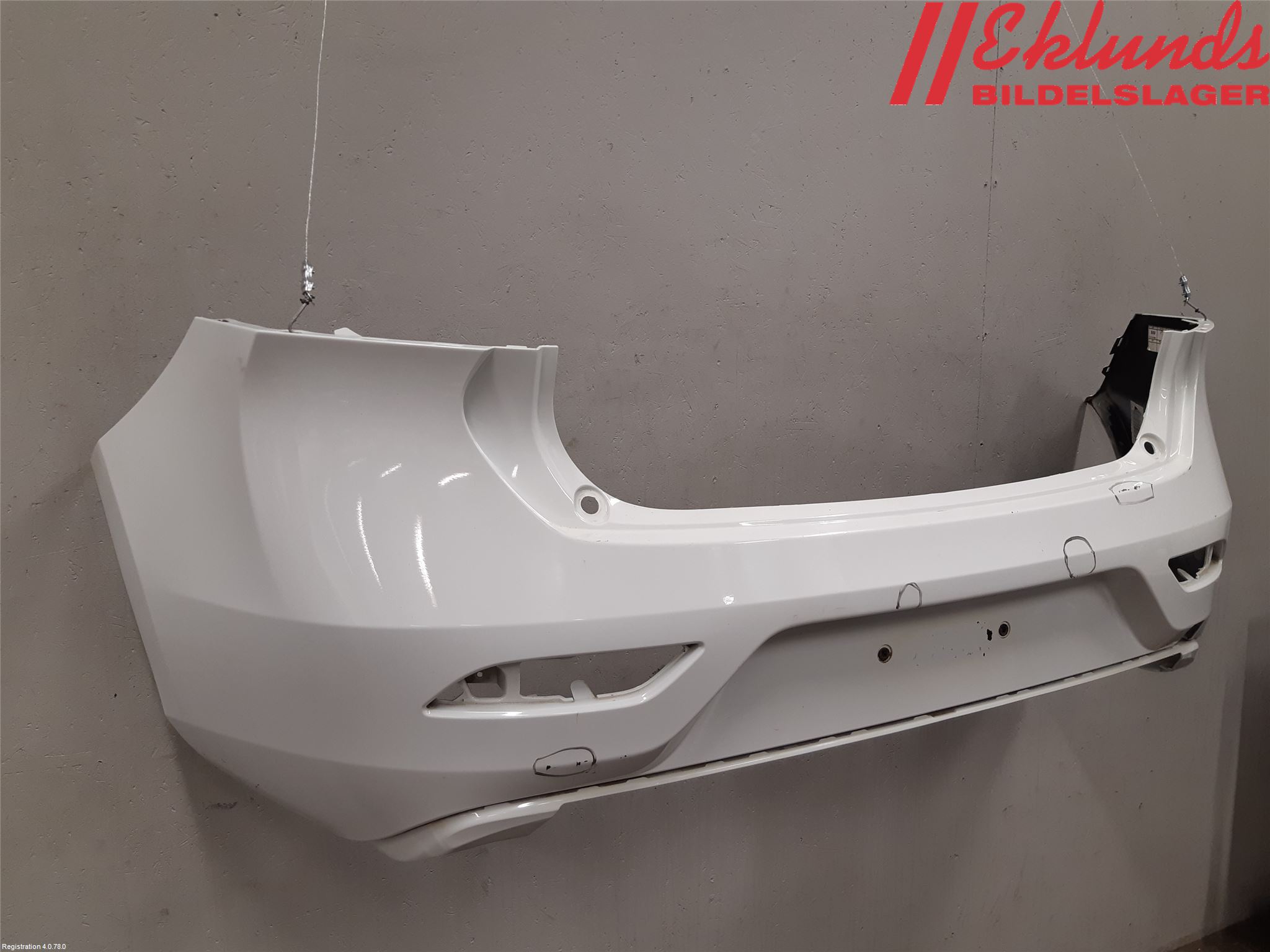 Volvo V40 12-19 Stötfångarbeklädnad Bak