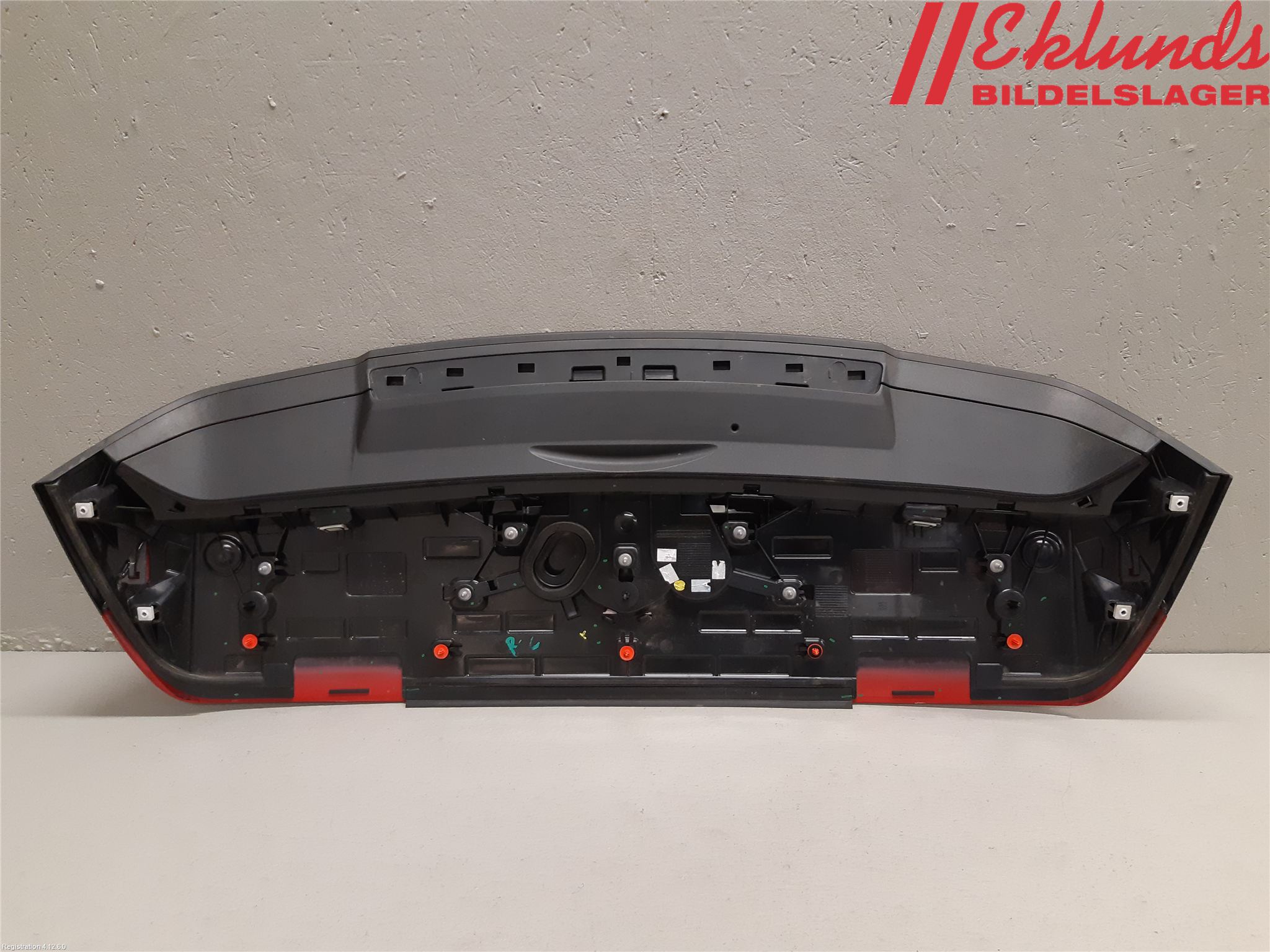 Skoda ENYAQ iV 21- Spoiler Baklucka