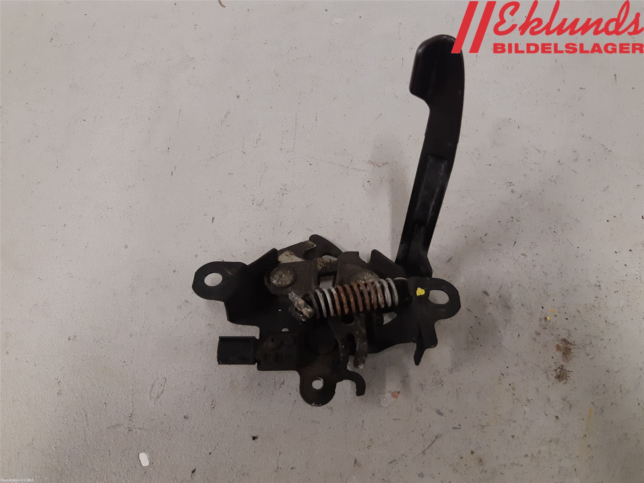 Toyota YARIS XP90 06-11 Huvlås