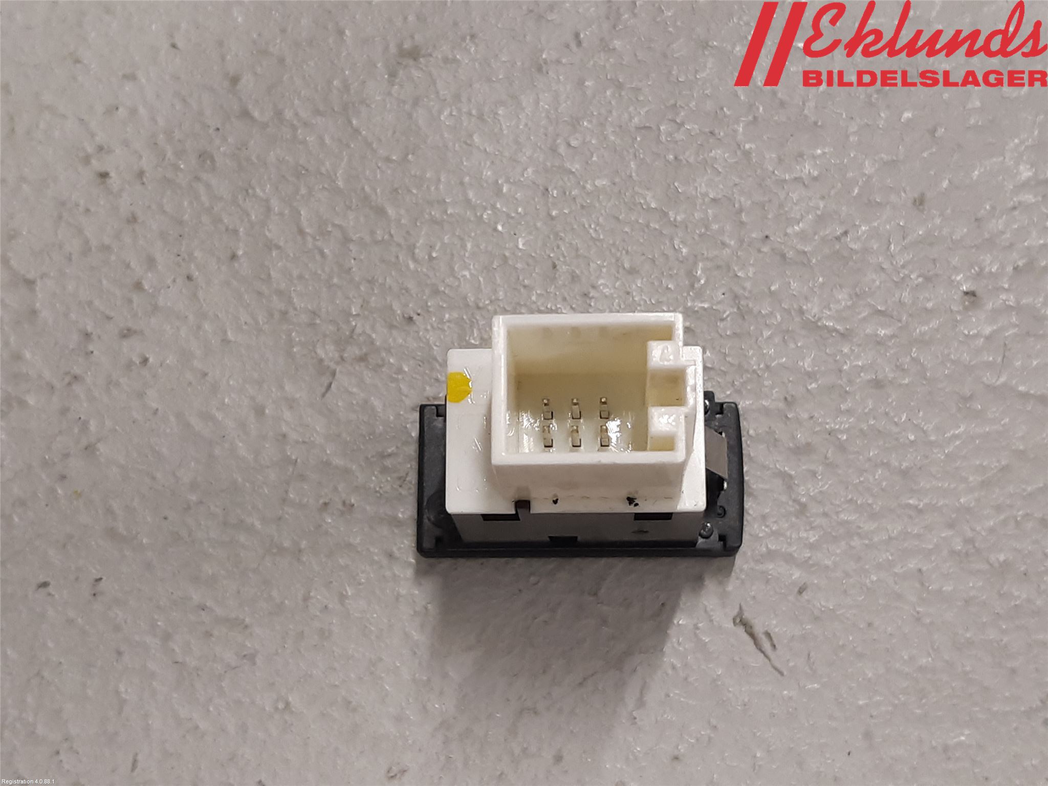 Audi A6/S6     05-11 Strömställare Antisladd