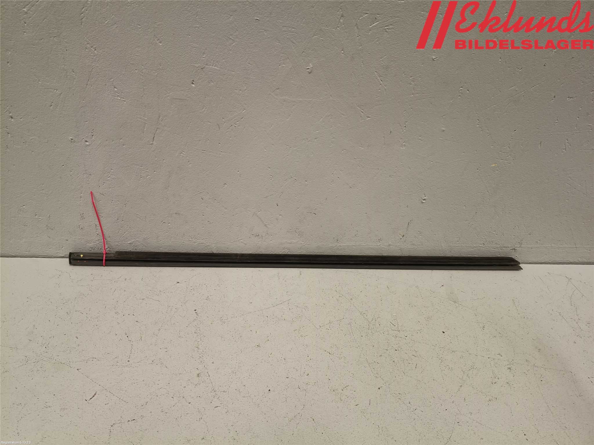 Volvo V70 14-16 Dörr Dekorlist Fram Vä