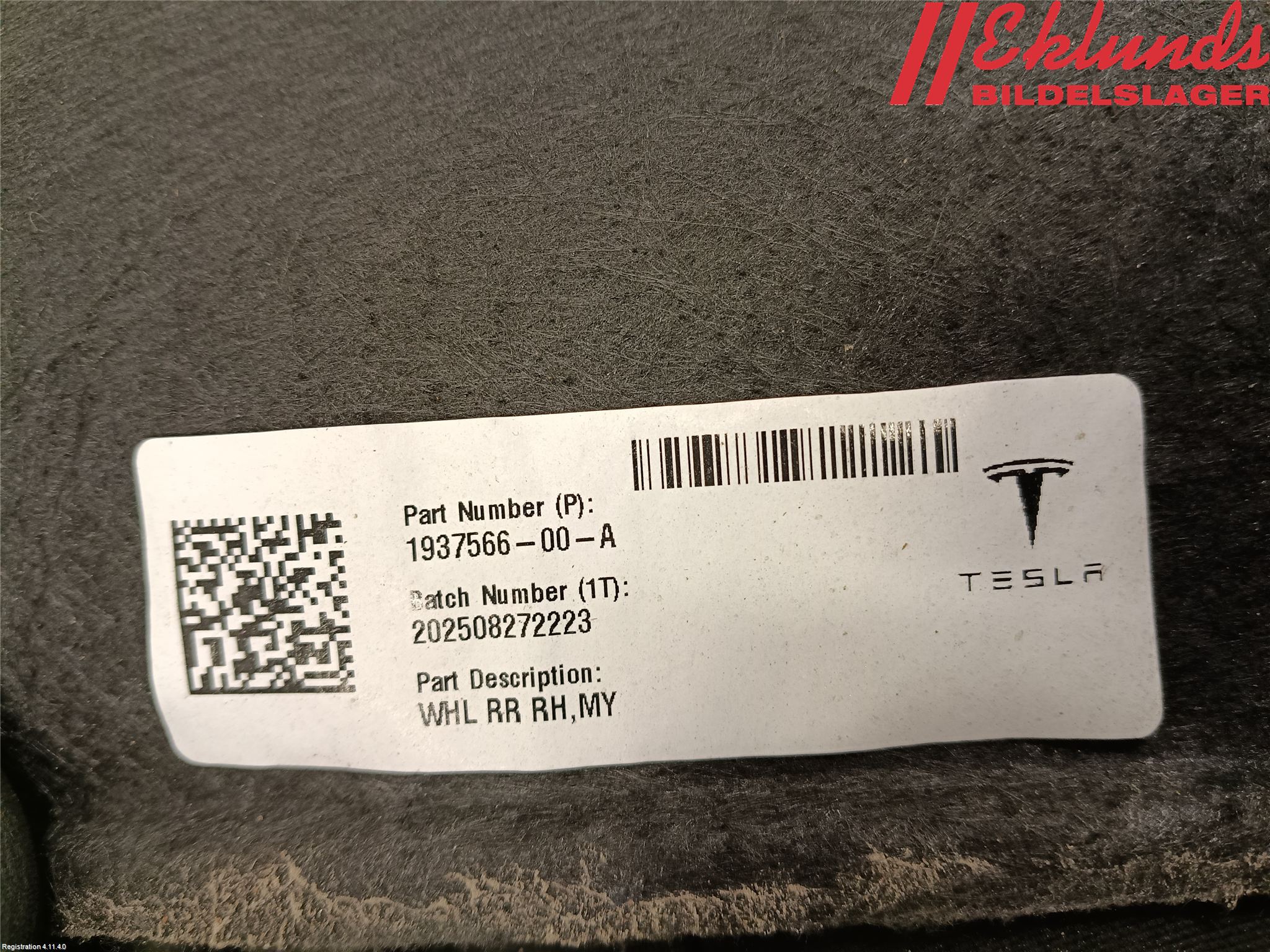Tesla MODEL Y 21- Skärm Inner