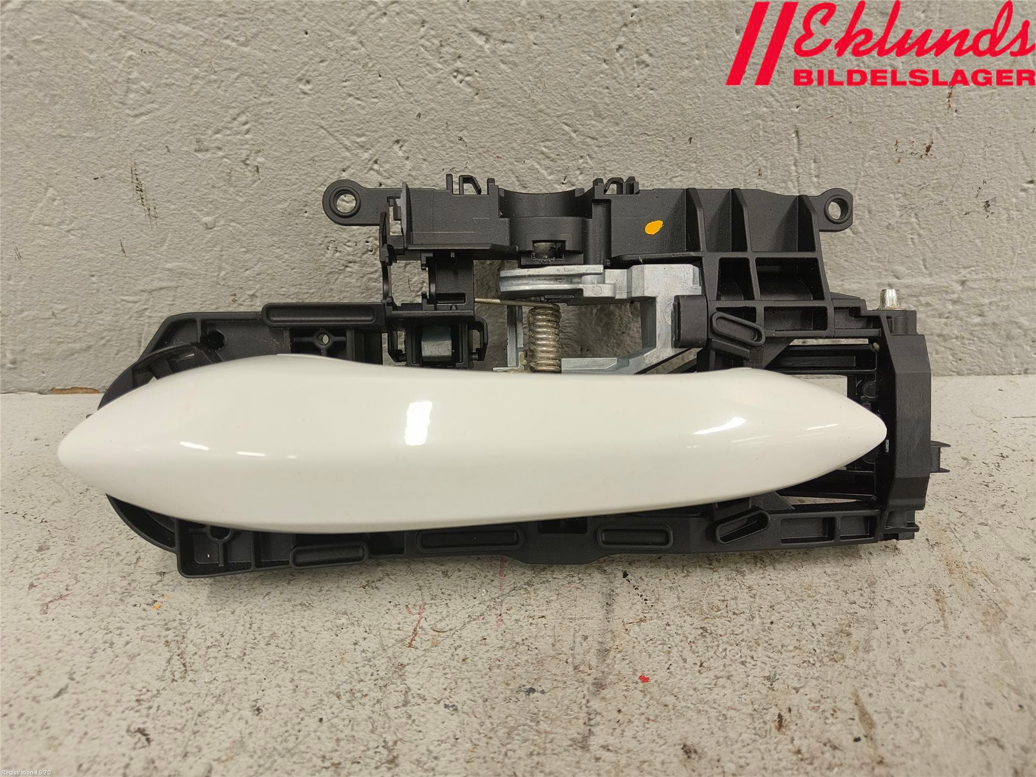 BMW 5 F10/F11/F18 09-17 Dörrhandtag Yttre Hö