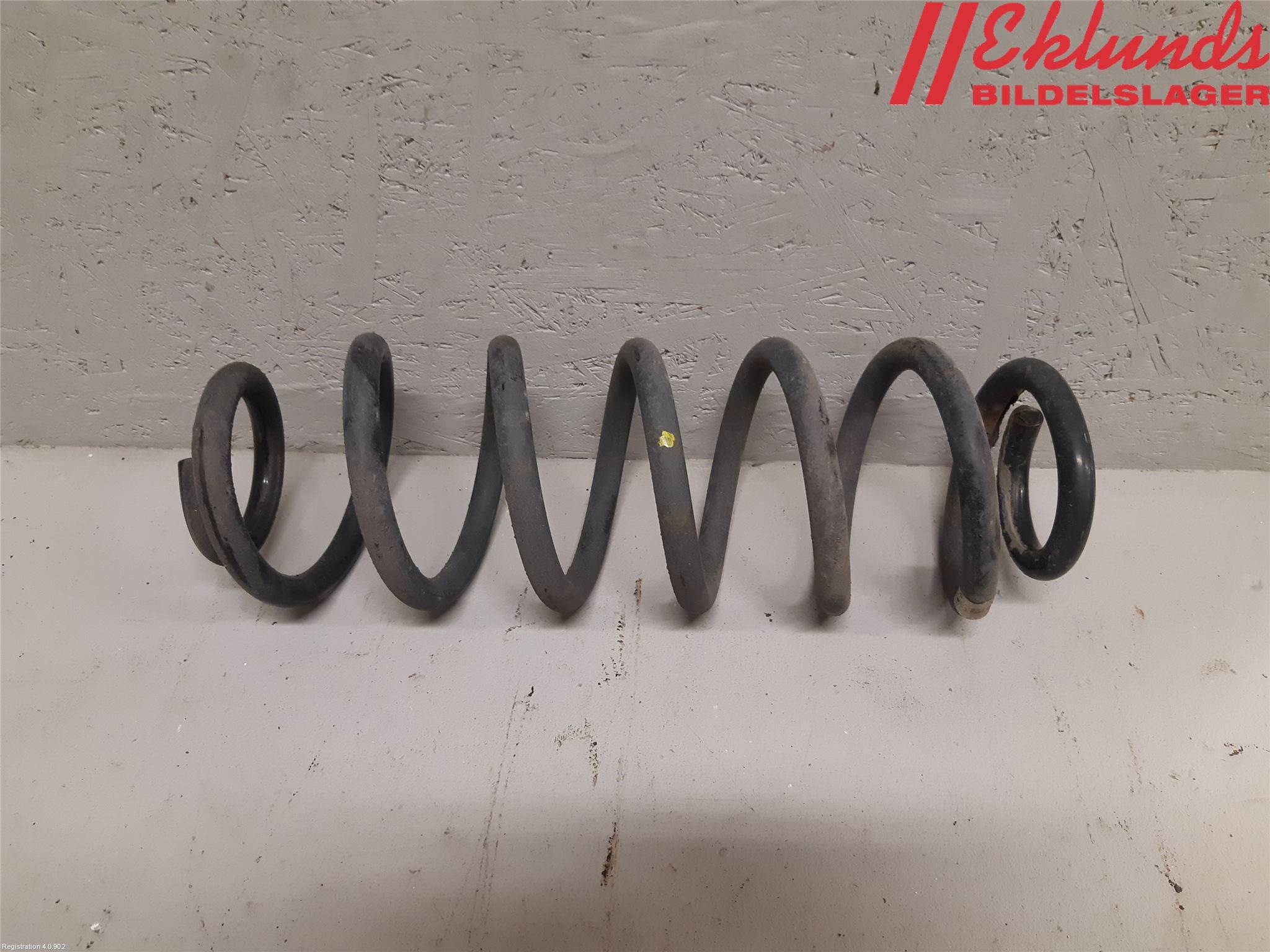 Volkswagen VW PASSAT 15-19 Fjäder Bak