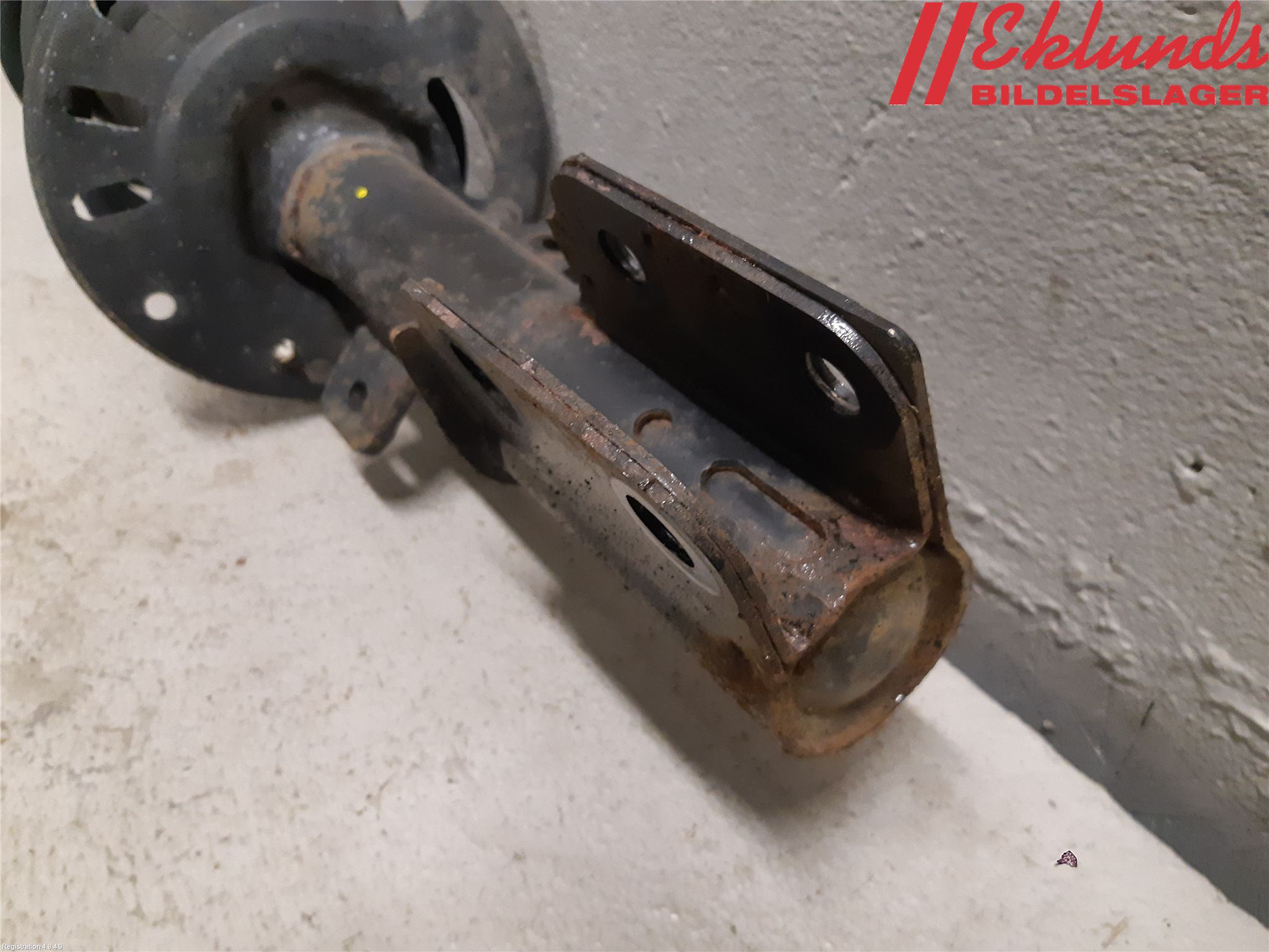 Peugeot PARTNER/E-PARTNER 19- Fjäderben Fram Höger