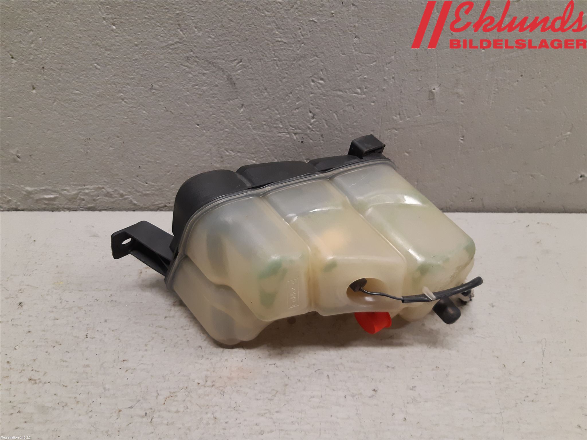 Volvo V70 14-16 Expansionstank