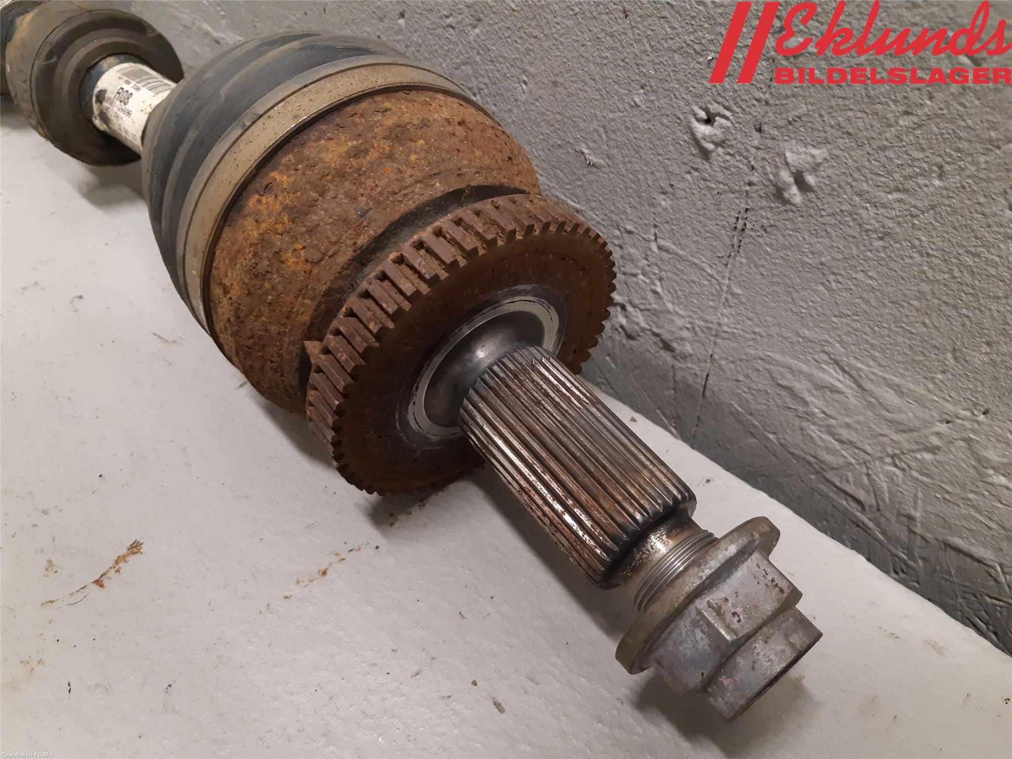 Hyundai SANTA FE 13-18 Drivaxel Fram Höger