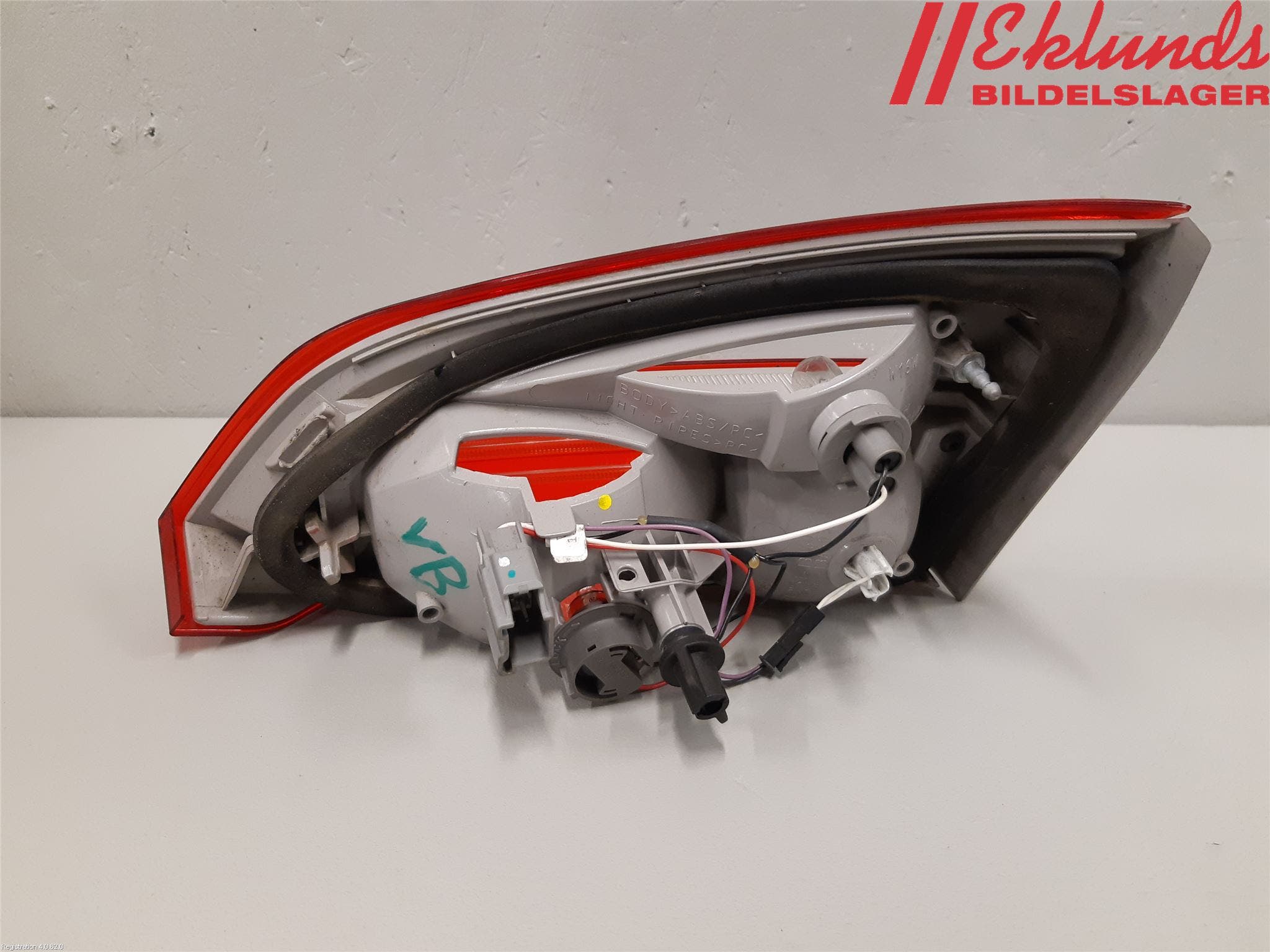 Ford FOCUS 11-14 Bakljus Lucka Vä