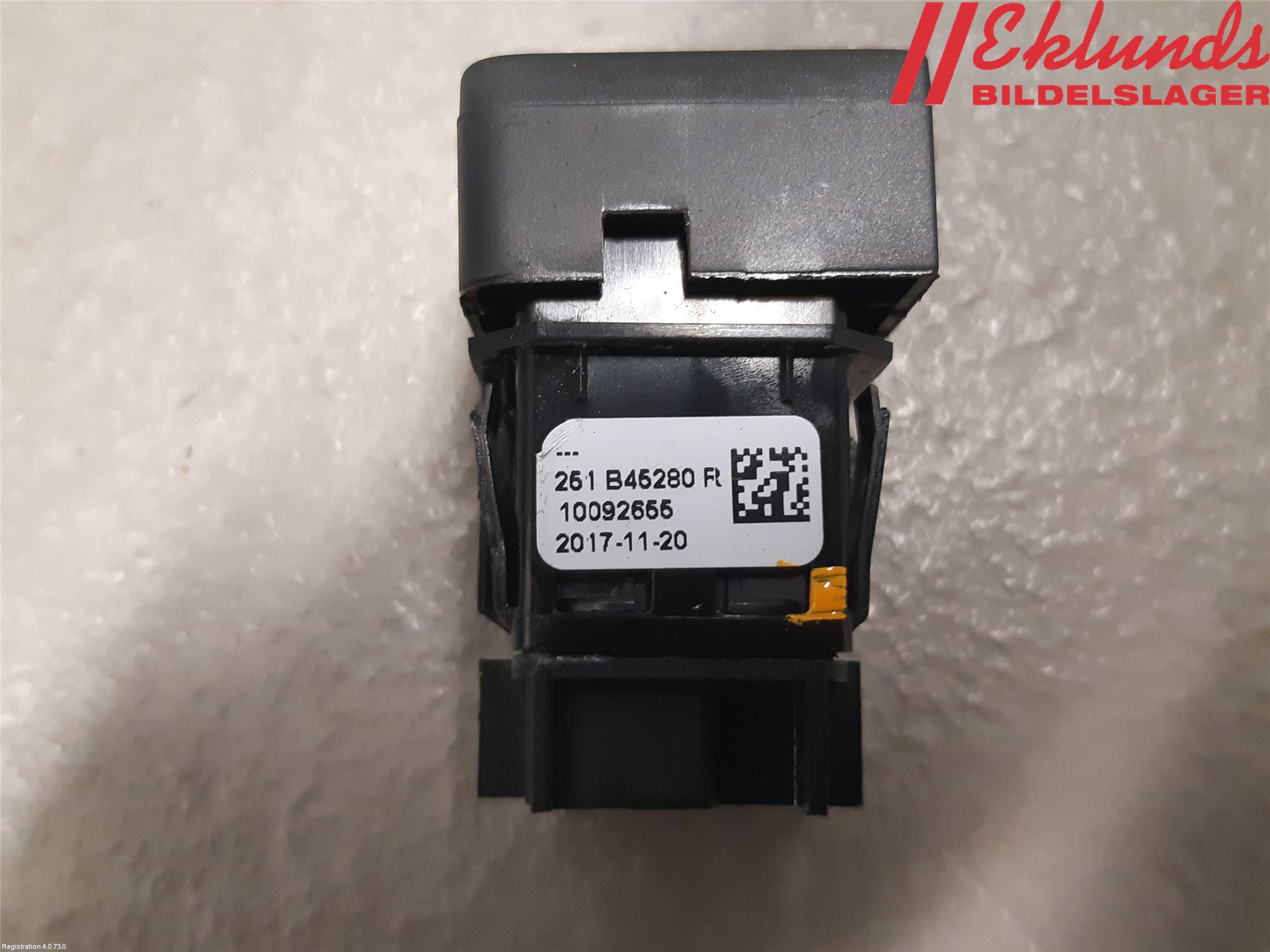 Renault TRAFIC/E-TECH 15- Strömställare Övrigt