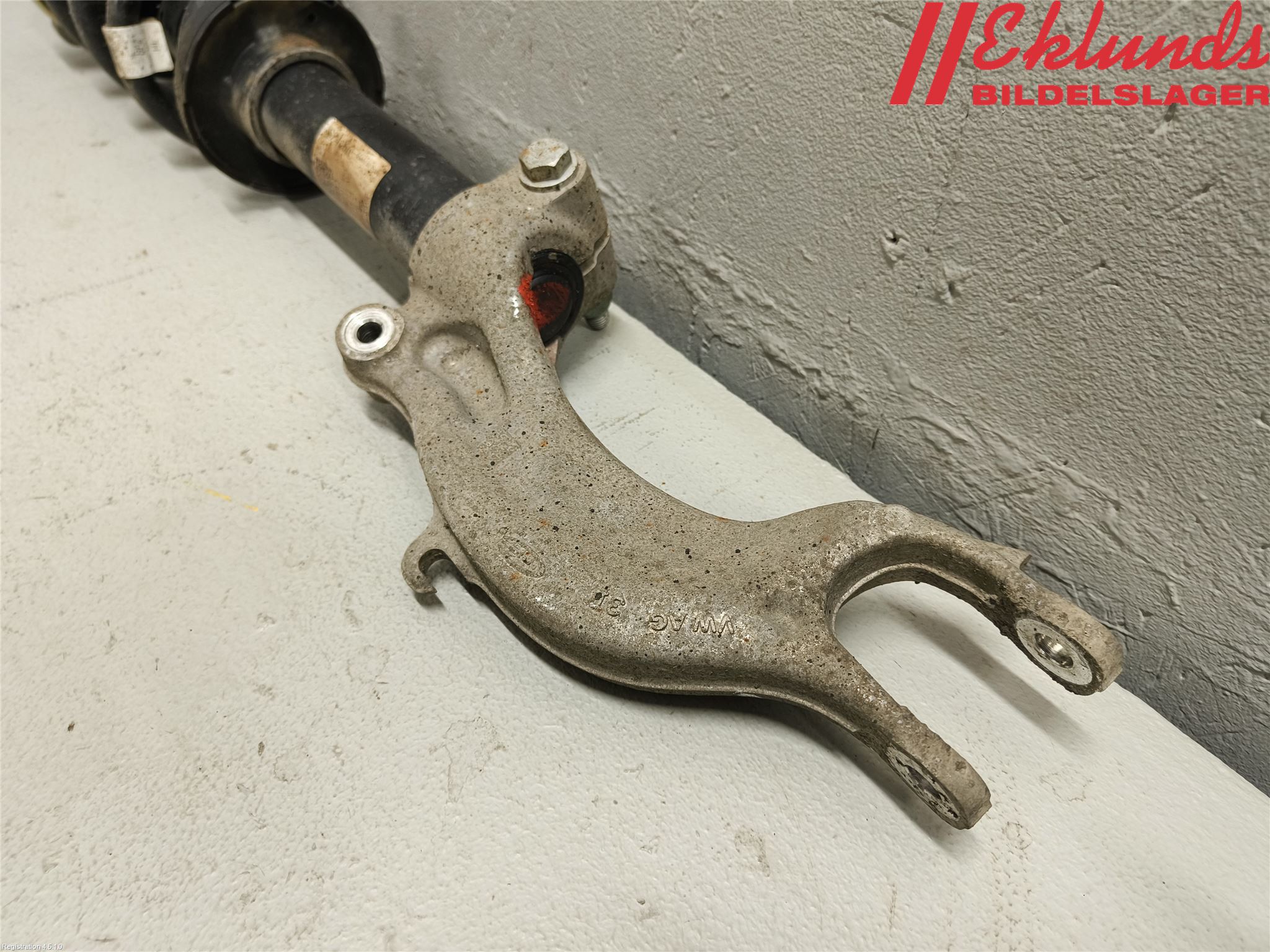 Audi A6 F2/C8 19- Fjäderben Fram Vänster