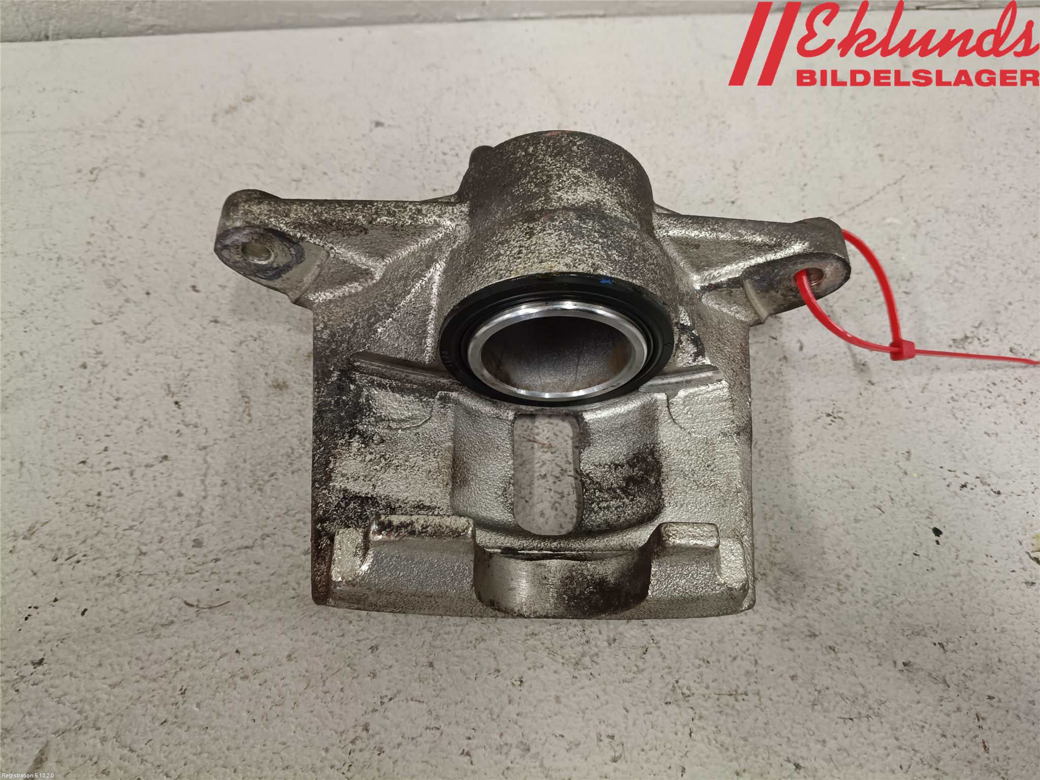 Toyota YARIS P1 03-05 Bromsok Fram Vänster