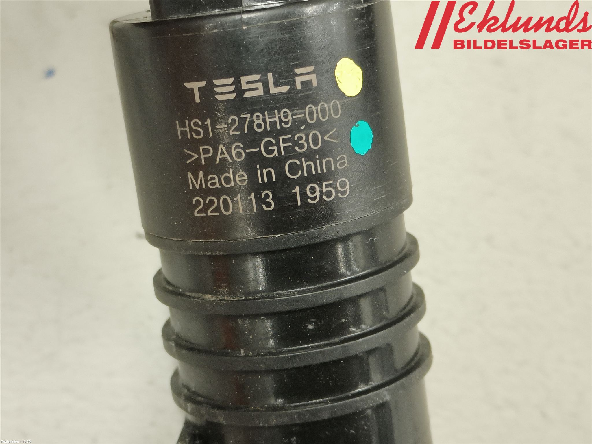 Tesla MODEL Y 21- Spolarpump Vindruta