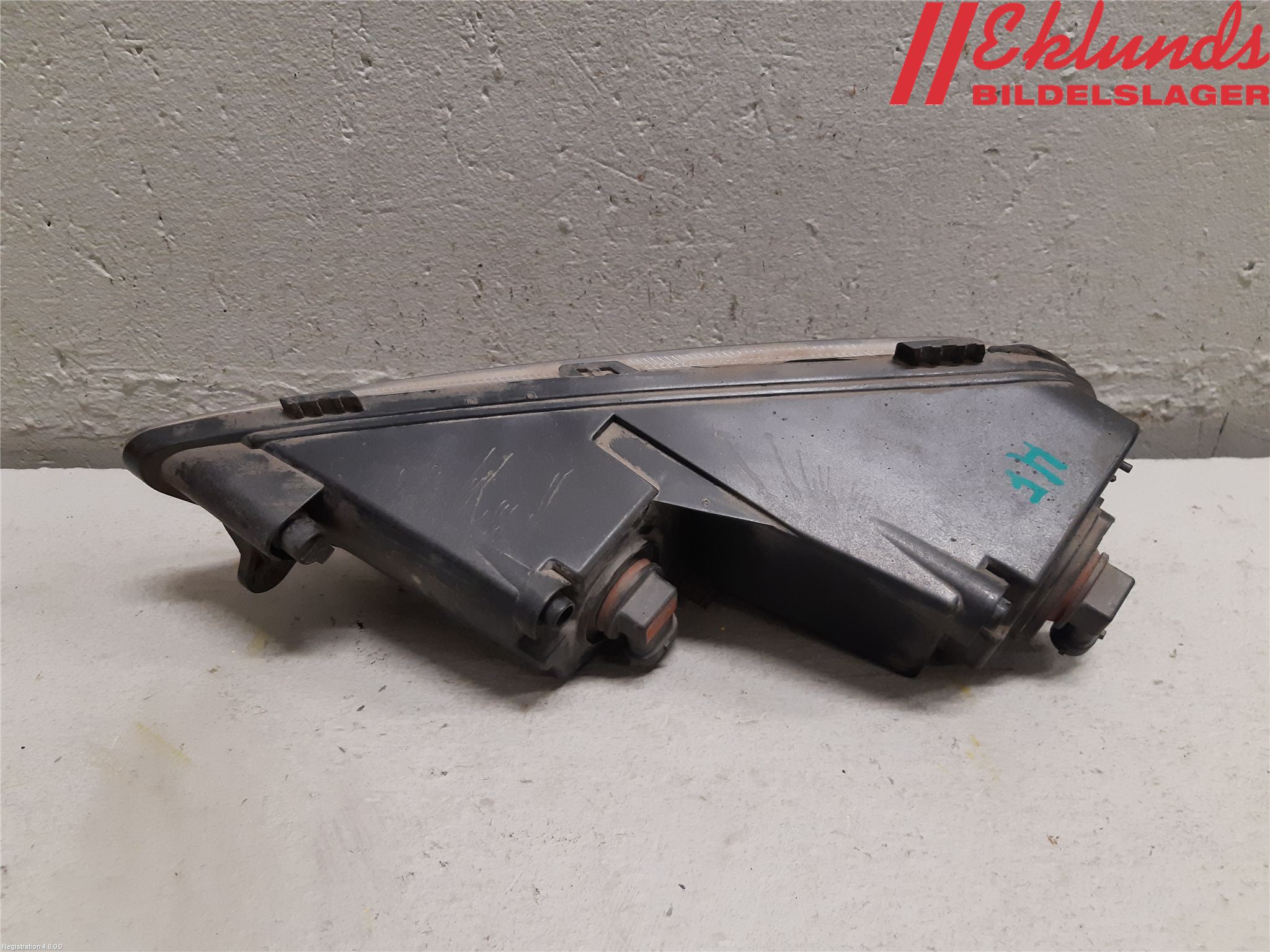 Volkswagen VW PASSAT 11-14 Dimljus-Varselljus Fram