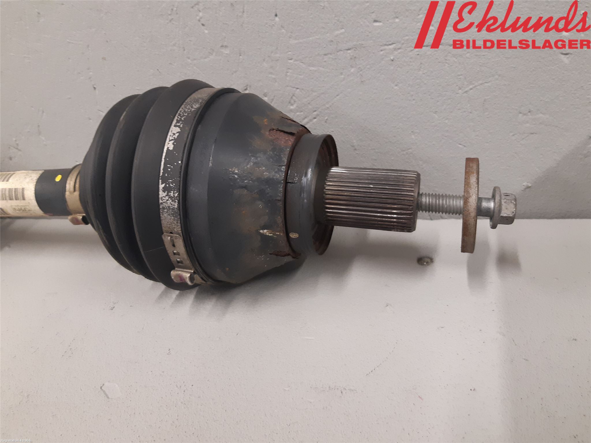 Volvo S60 11-13 Drivaxel Fram Höger