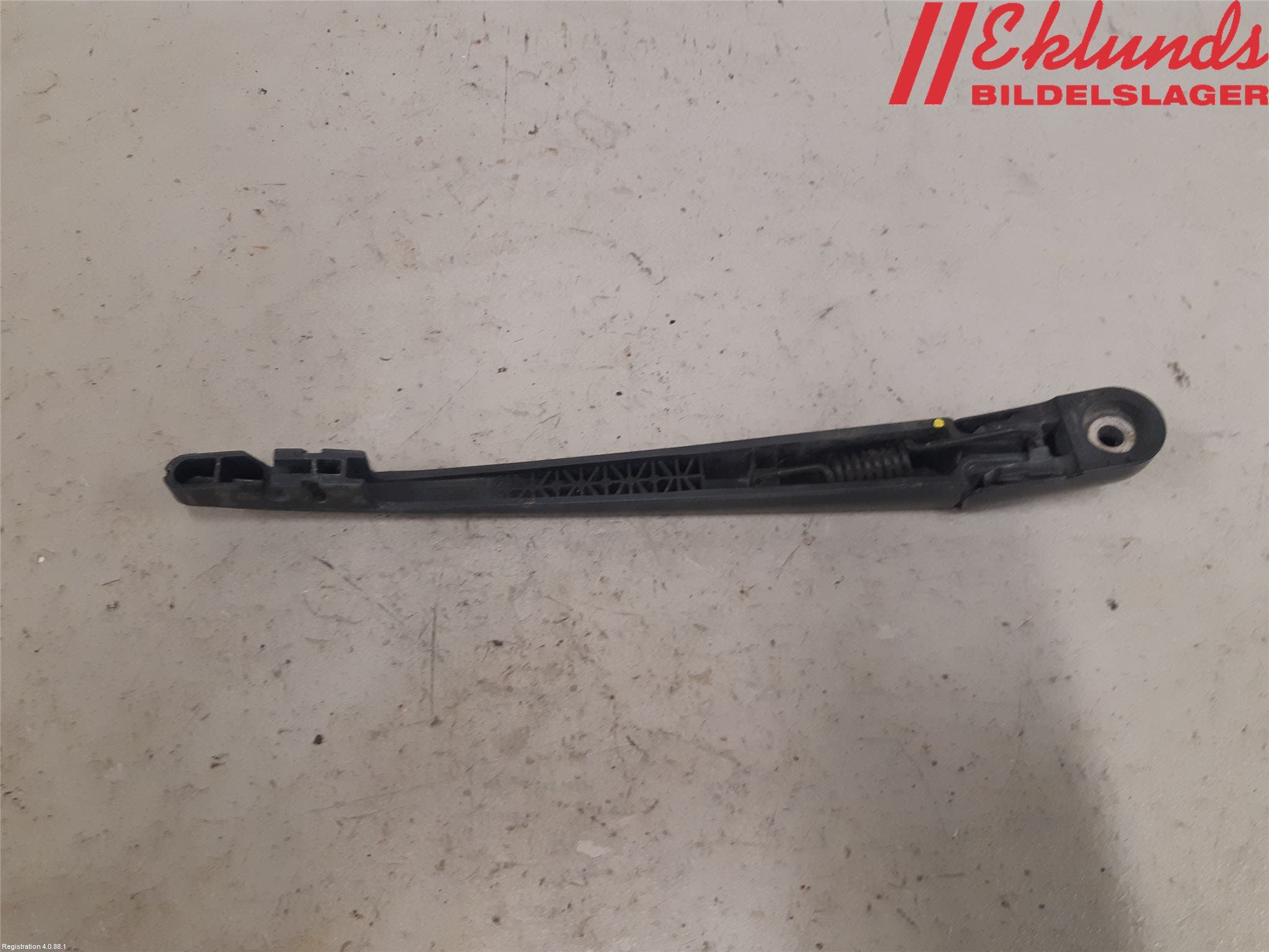 Subaru OUTBACK 15-20 Torkararm-Bakruta