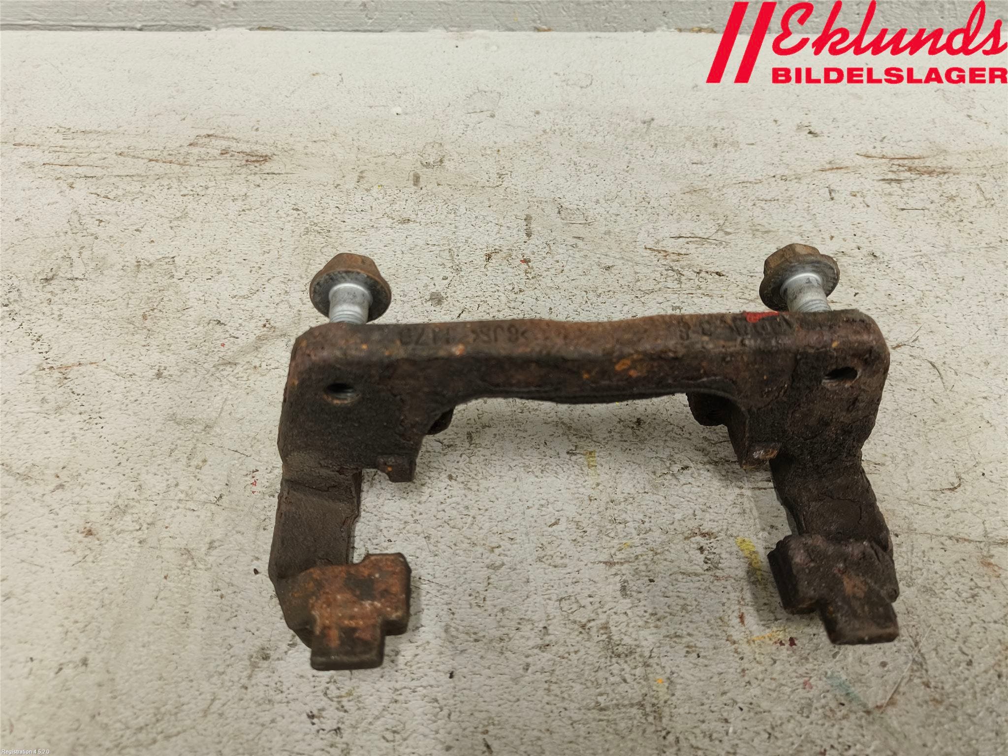 Peugeot 3008 17-24 Bromsokshållare