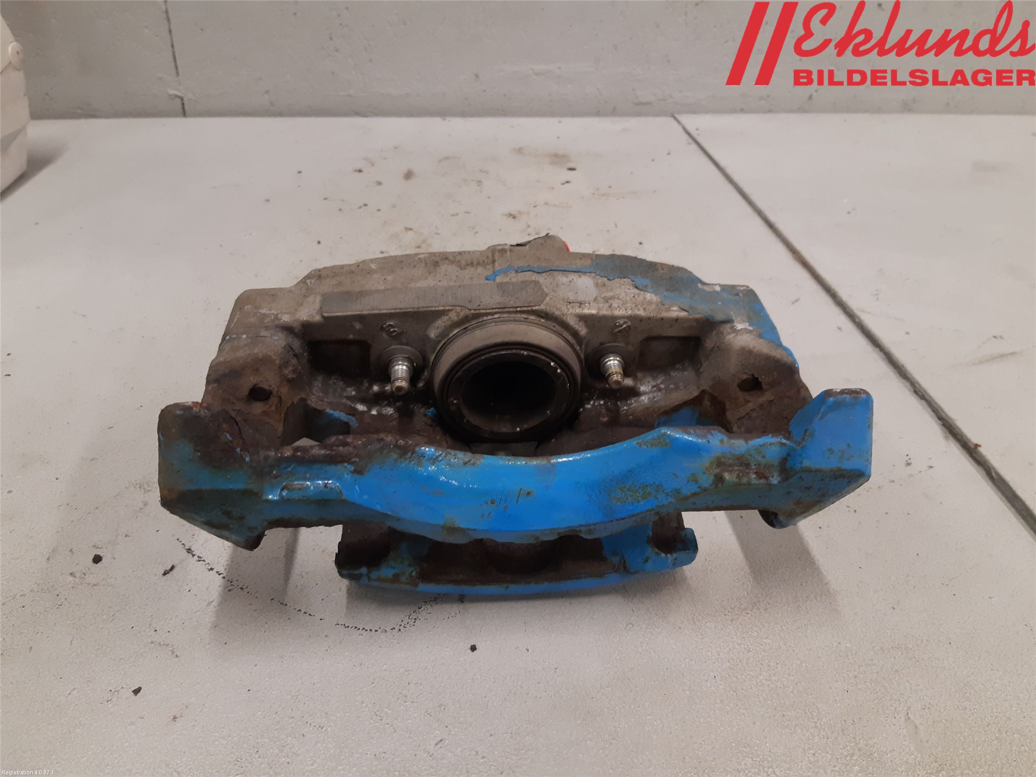 Volvo XC70 14-16 Bromsok Fram Höger