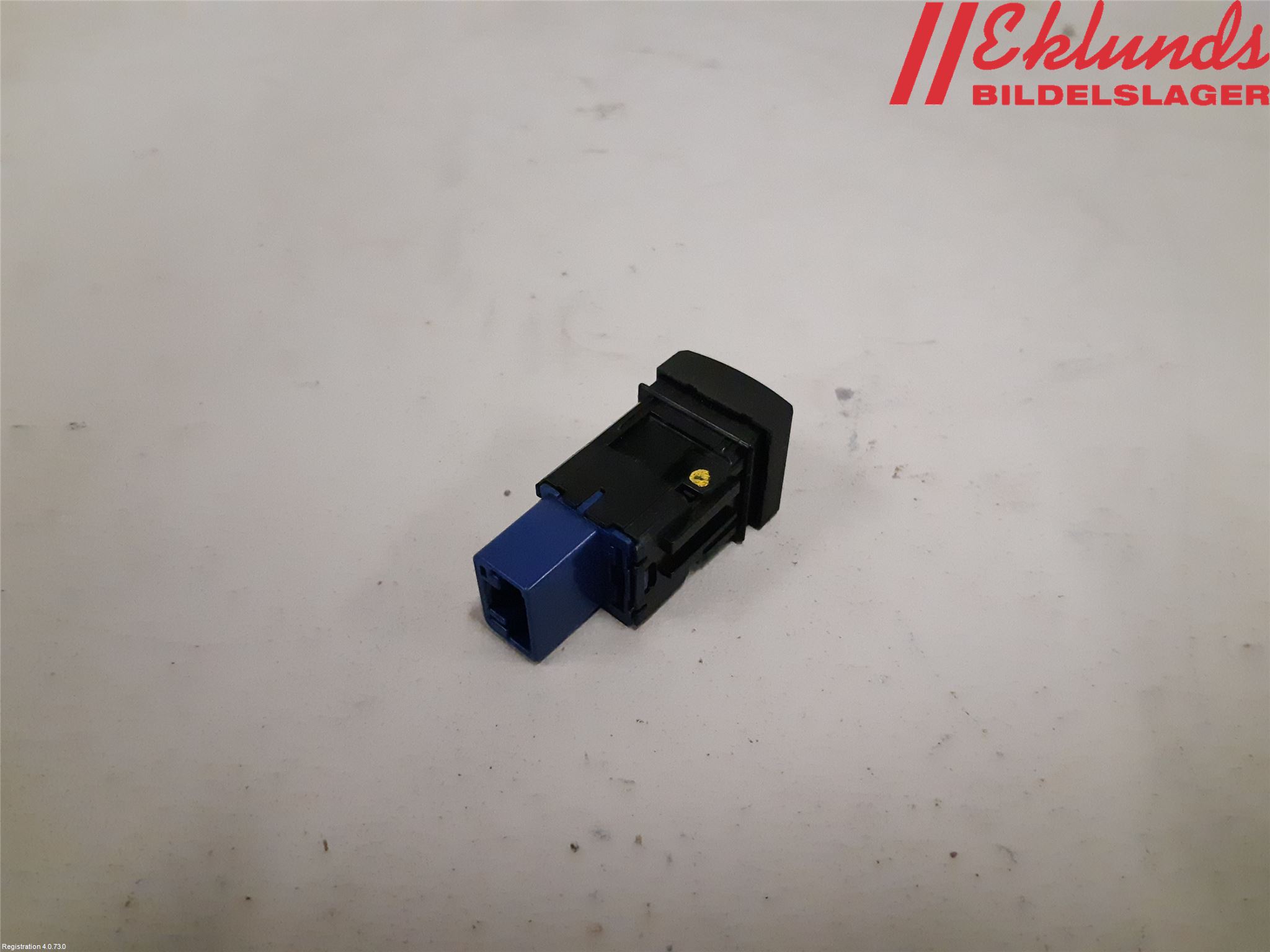 Toyota COROLLA 19- Strömställare Övrigt