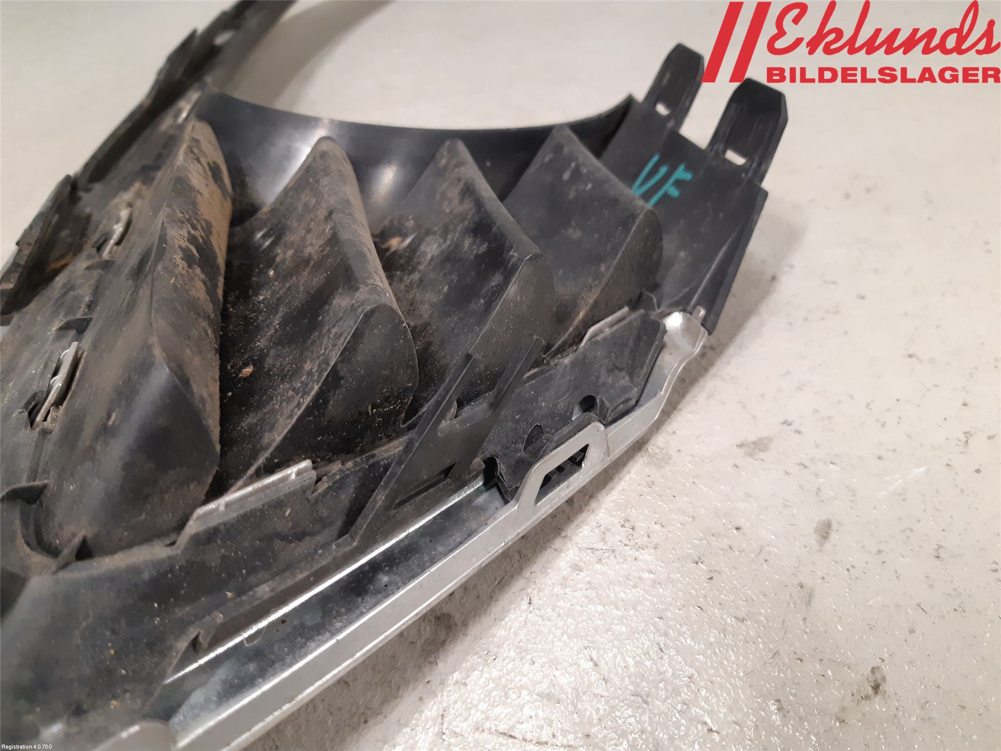 Saab 9-5     06-10 Grilldel Vänster