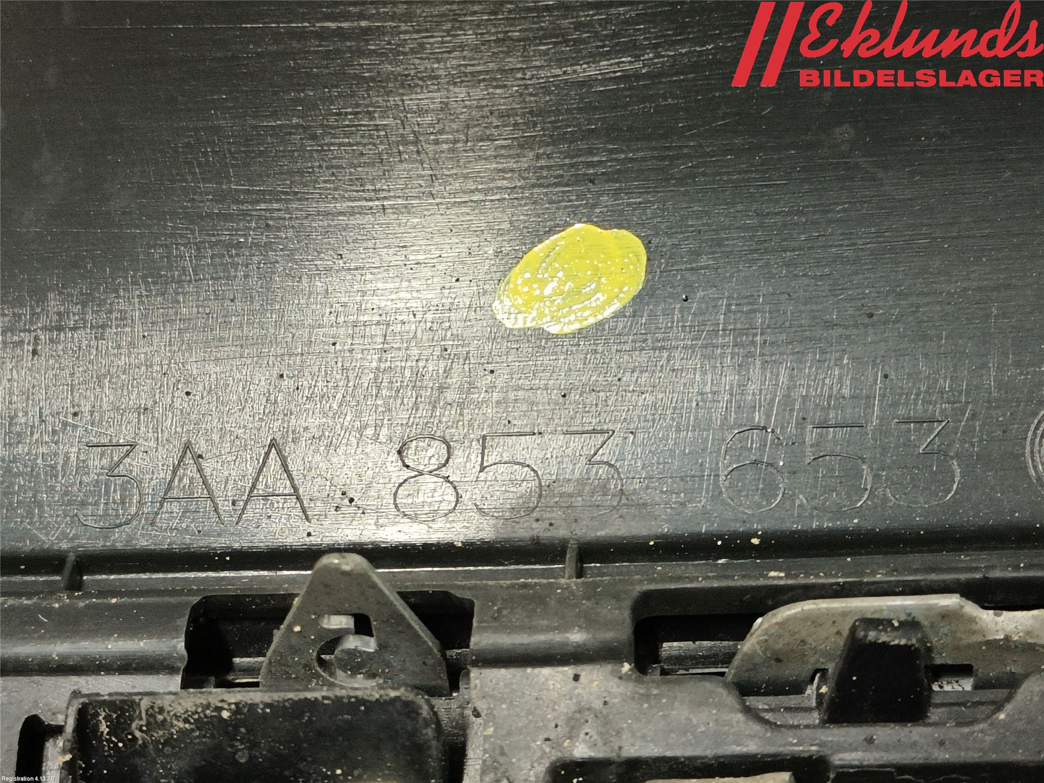 Volkswagen VW PASSAT 11-14 Grill Komp