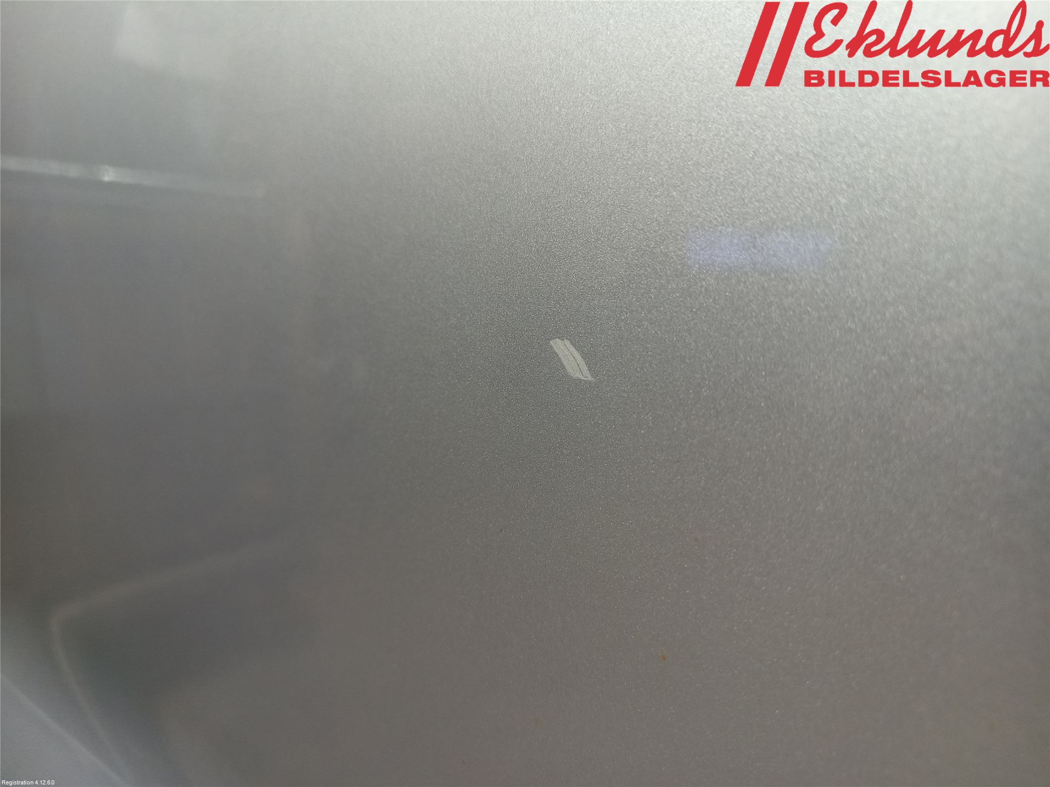 Volkswagen VW POLO 10-17 Dörr Fram Höger