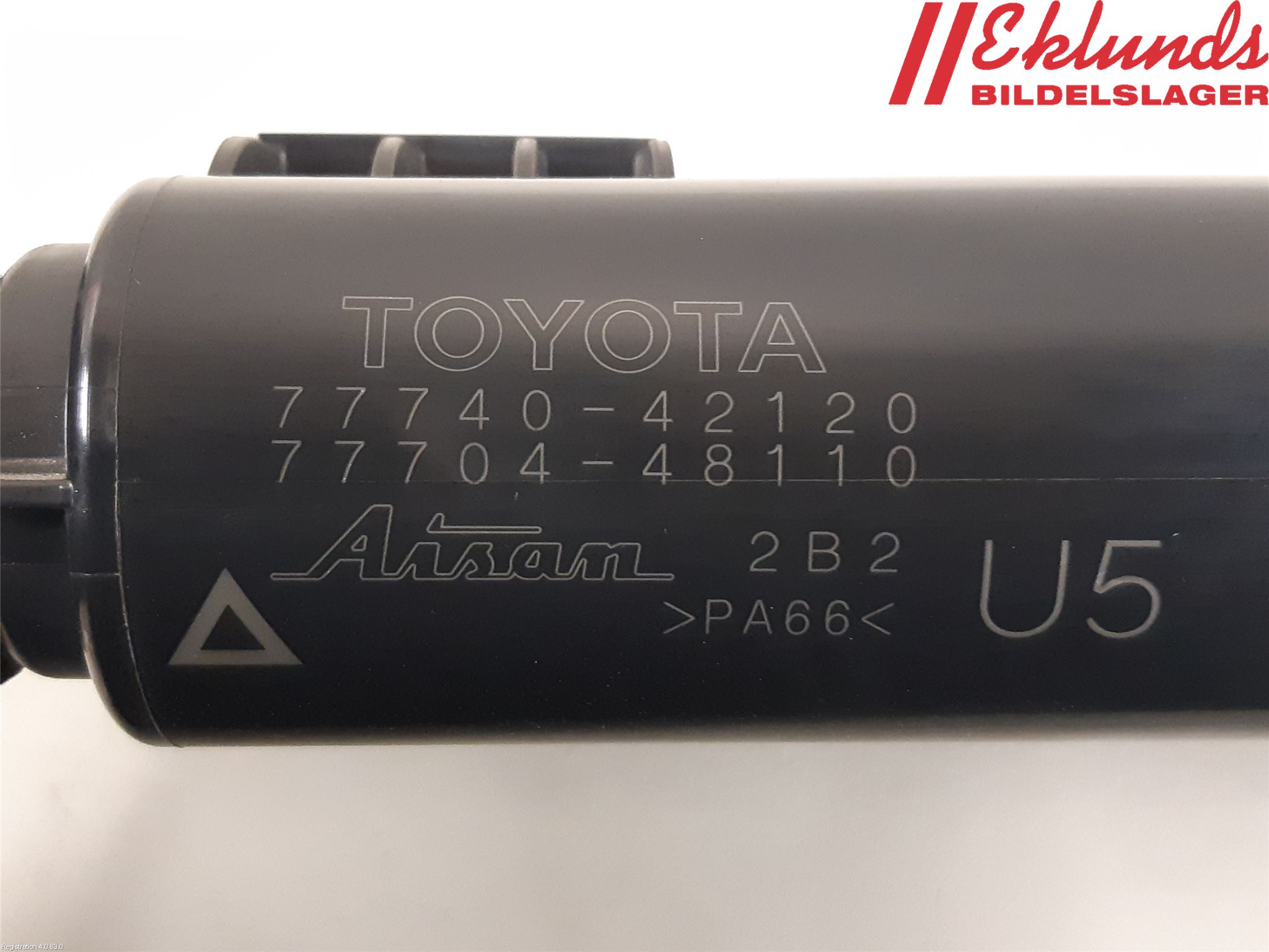 Toyota RAV4 19- Bränsle Kolkanister