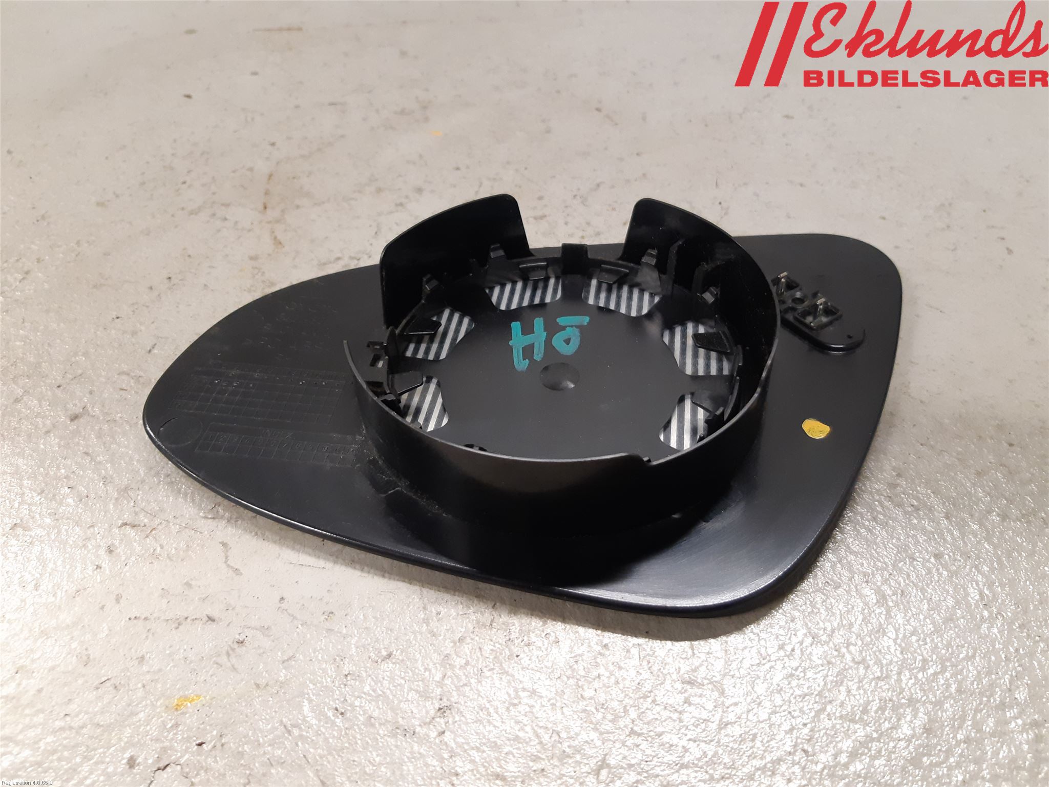 Toyota YARIS XP130 12-14 Spegelglas Hö