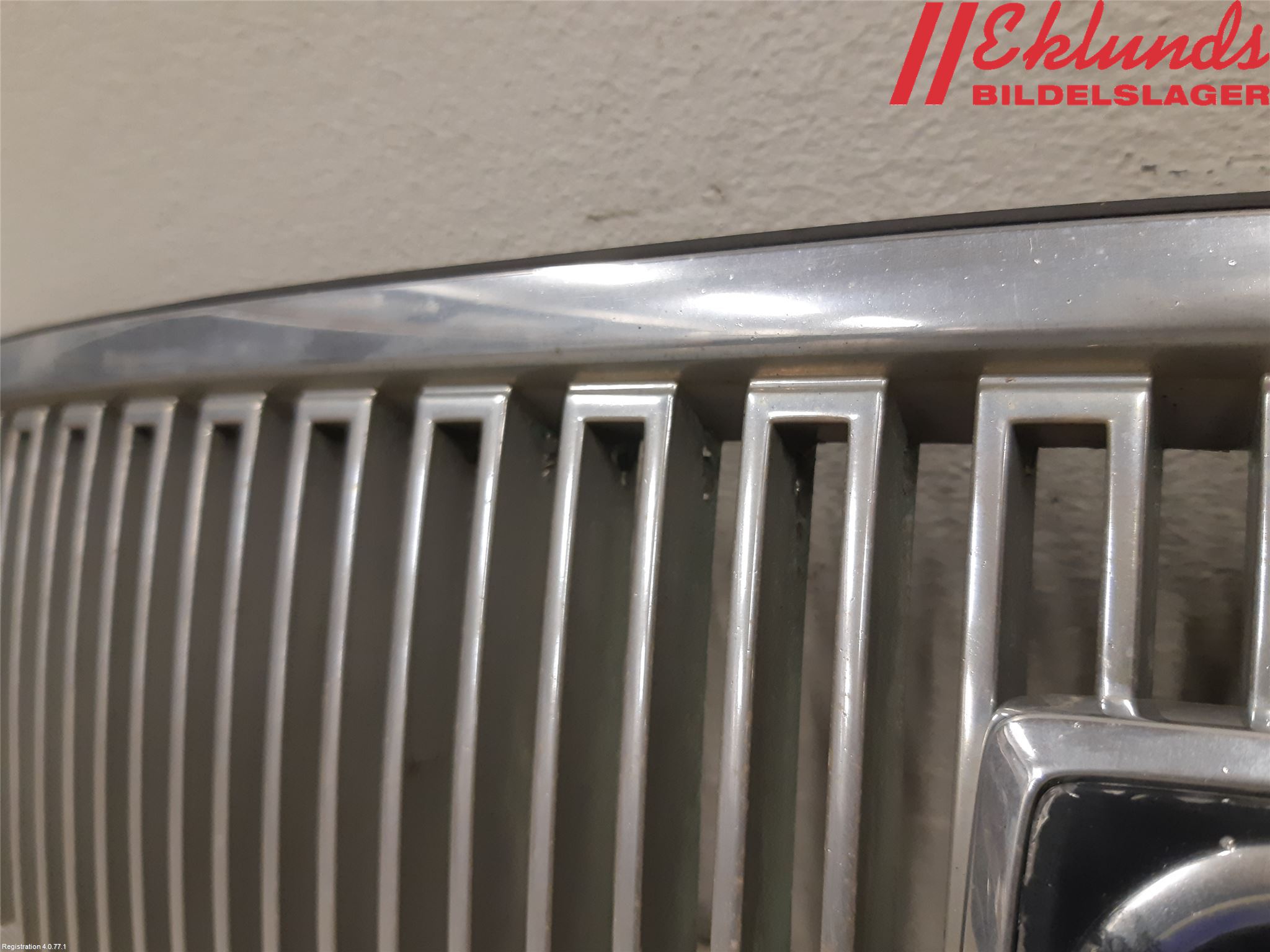 Volvo S70/V70/XC  97-00 Grill Komp