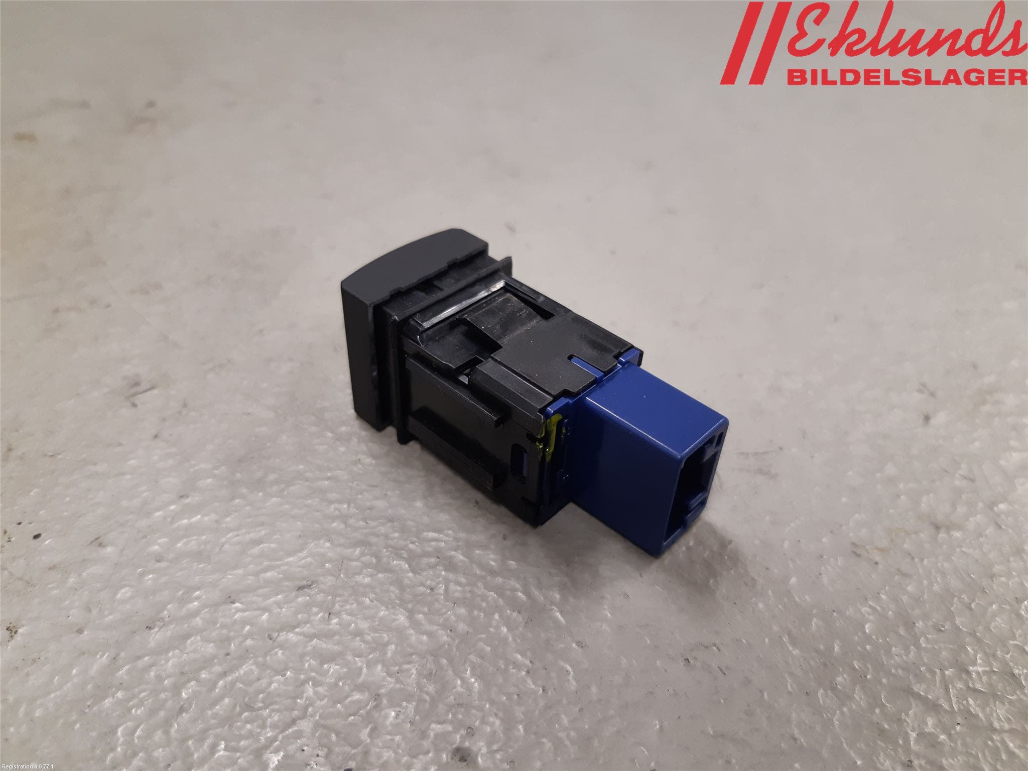 Toyota RAV4 19- Strömställare Stolvärme